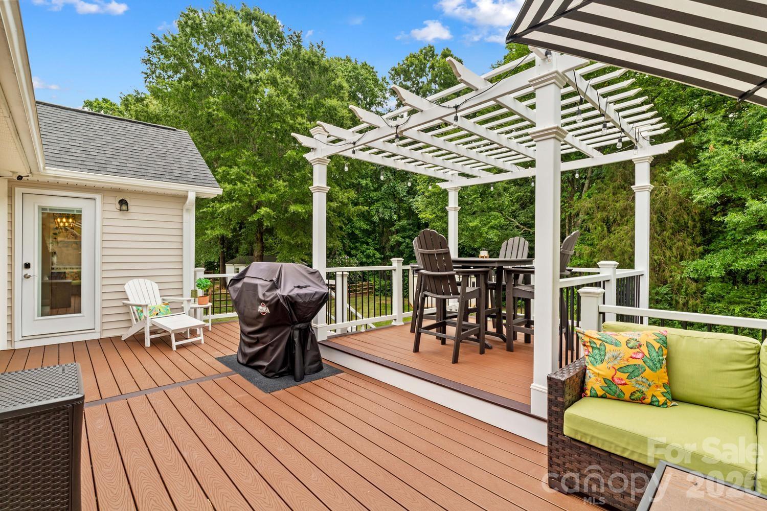596 Maple Ridge Circle — Salisbury