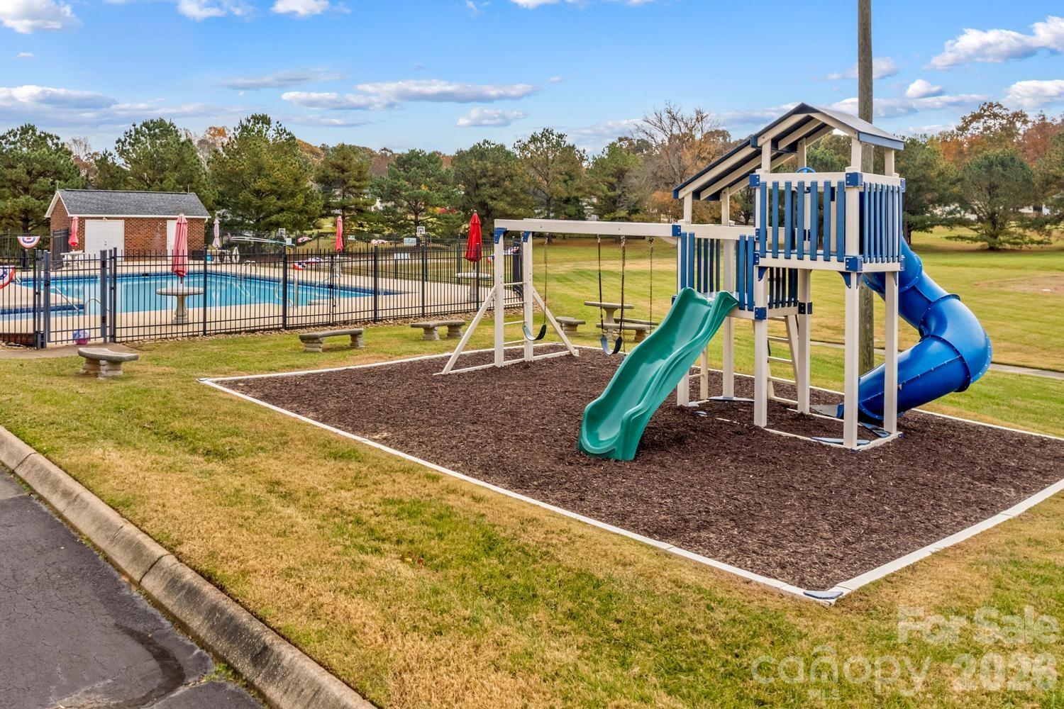 596 Maple Ridge Circle — Salisbury