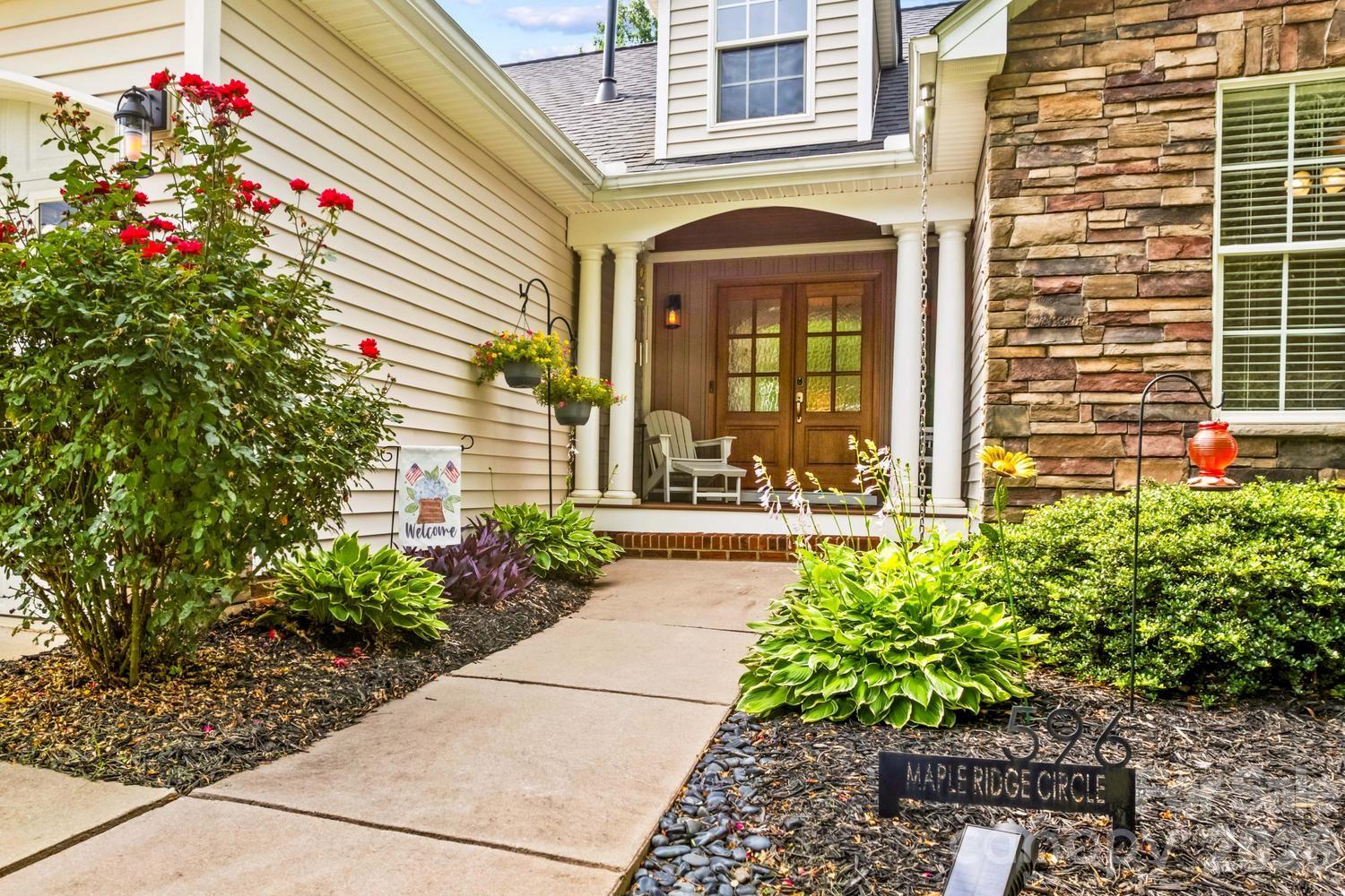 596 Maple Ridge Circle — Salisbury