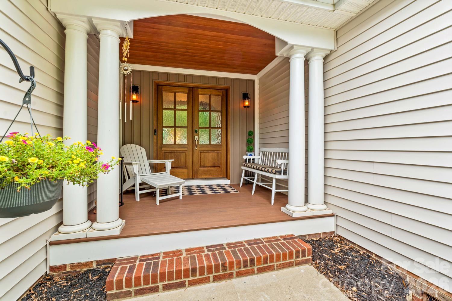 596 Maple Ridge Circle — Salisbury