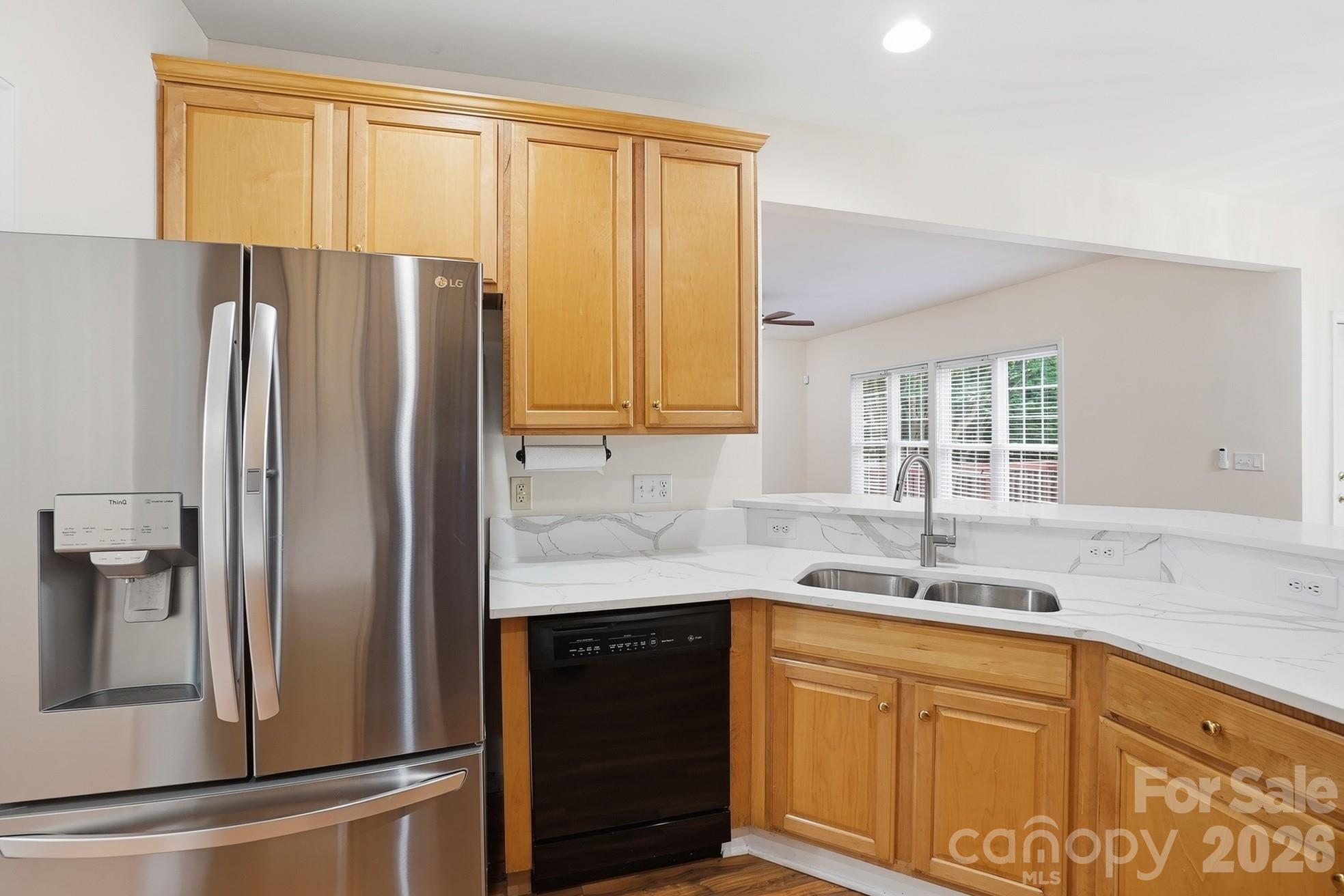 2940 Shady Reach Lane — Charlotte