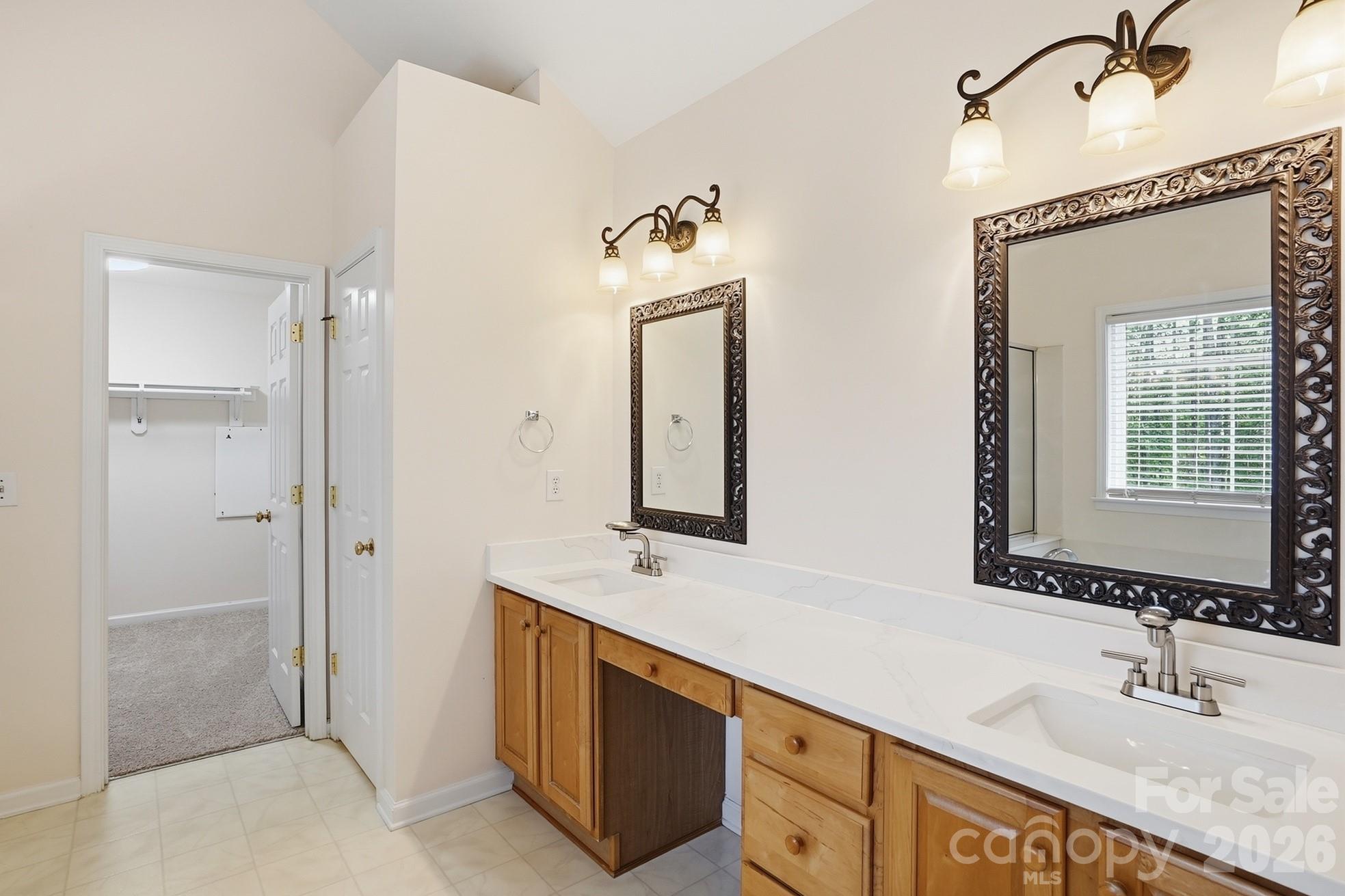 2940 Shady Reach Lane — Charlotte