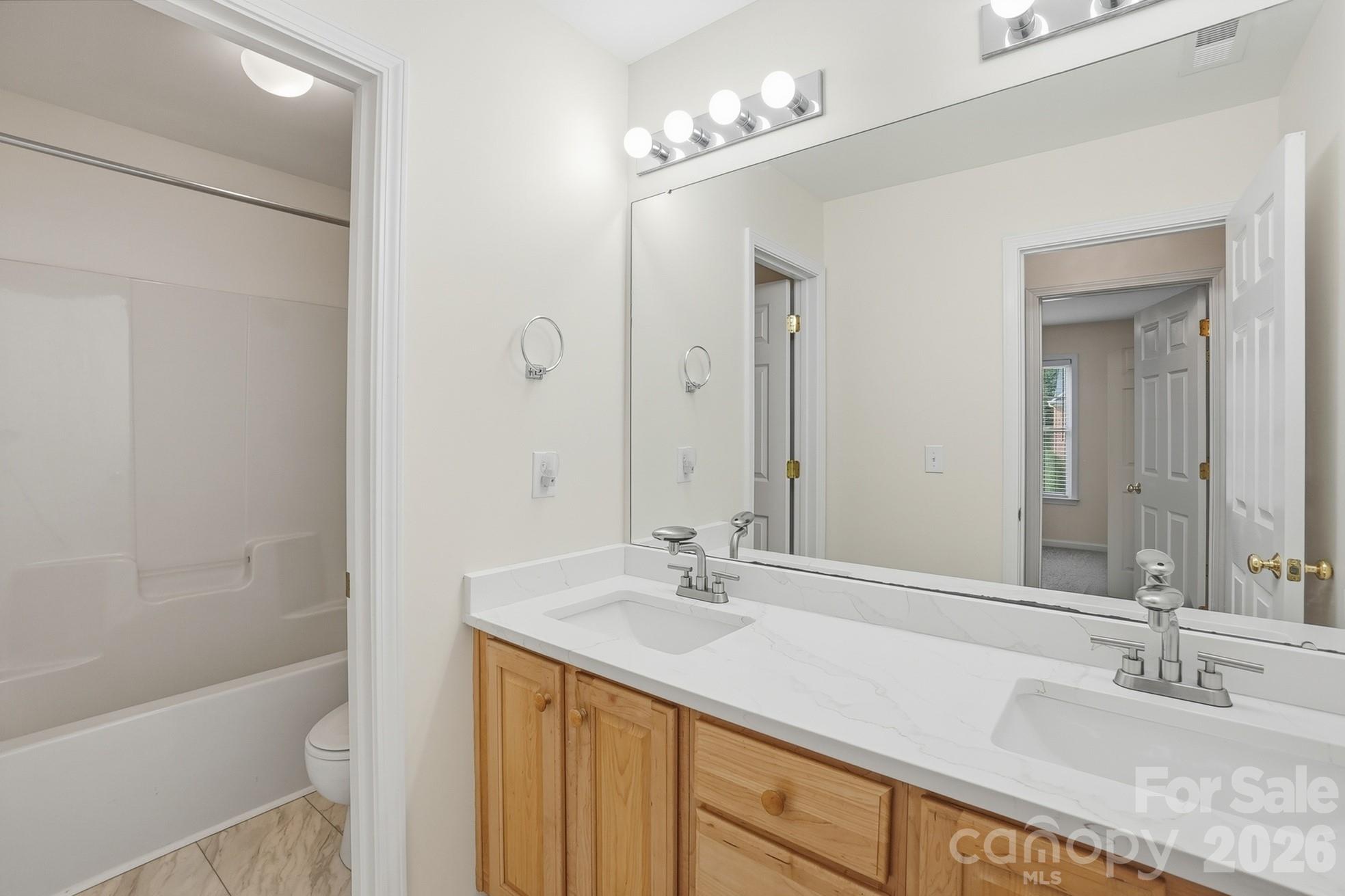 2940 Shady Reach Lane — Charlotte