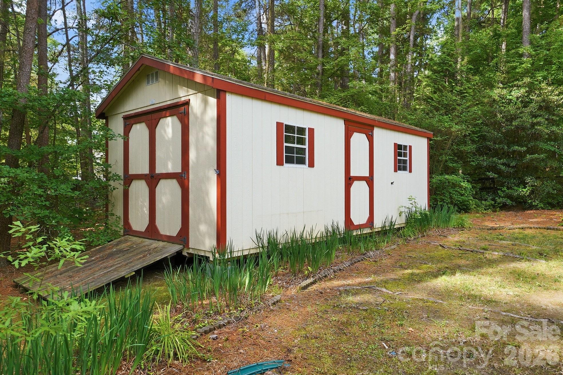 2940 Shady Reach Lane — Charlotte