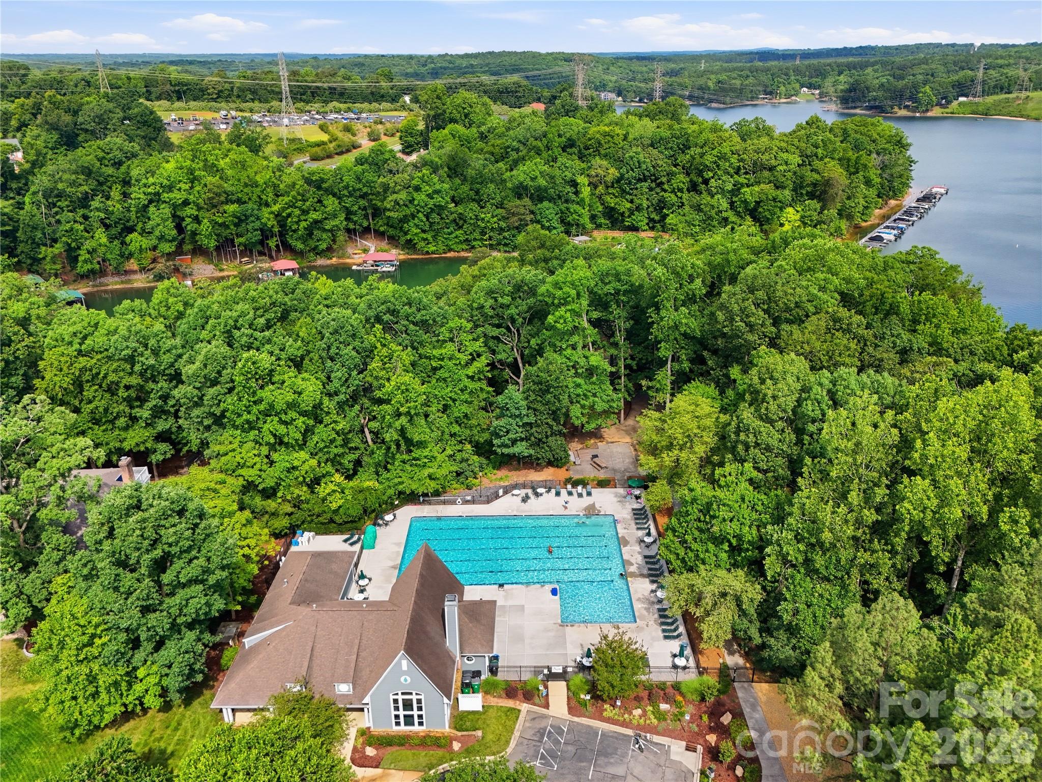 2940 Shady Reach Lane — Charlotte