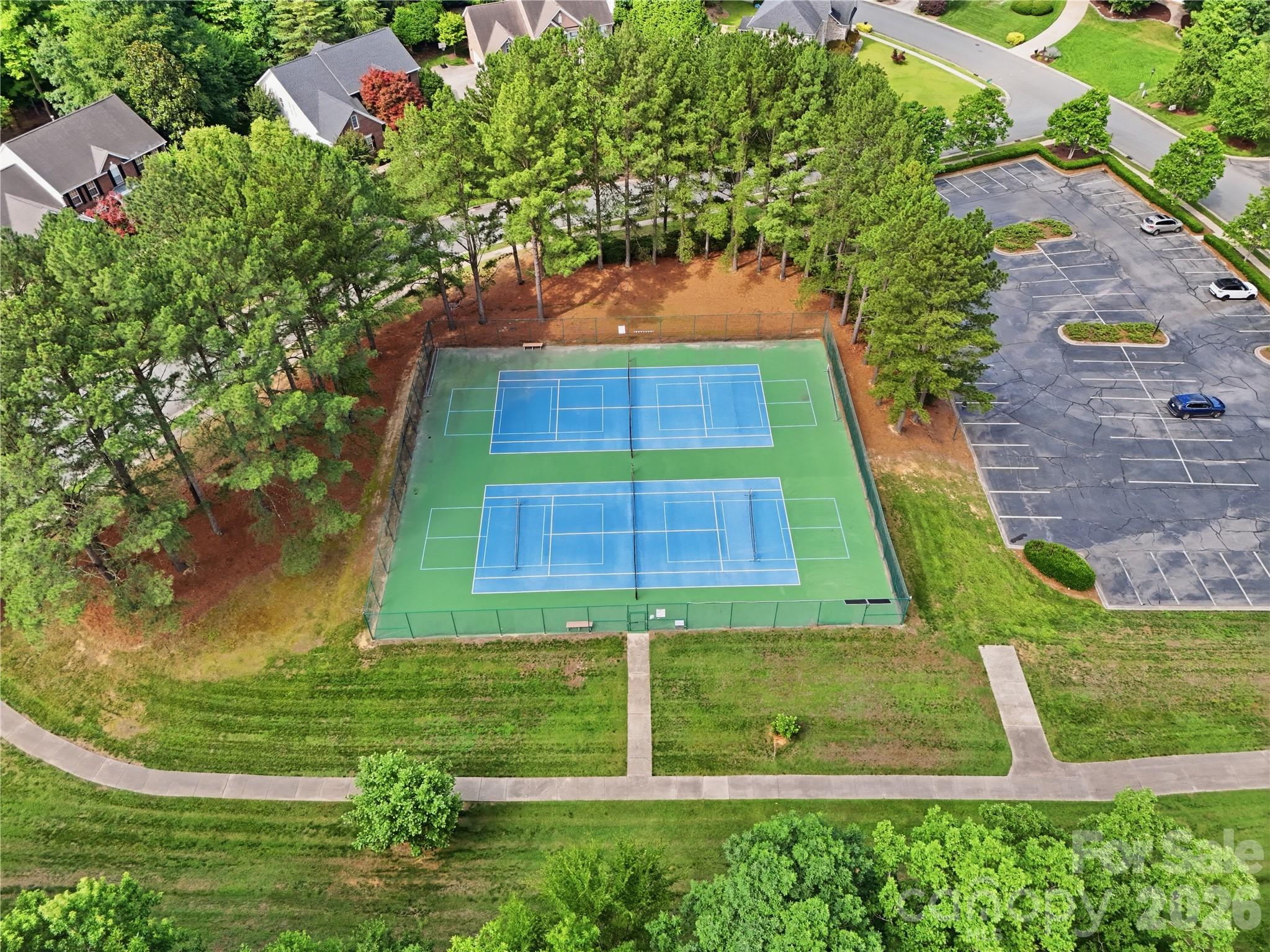 2940 Shady Reach Lane — Charlotte