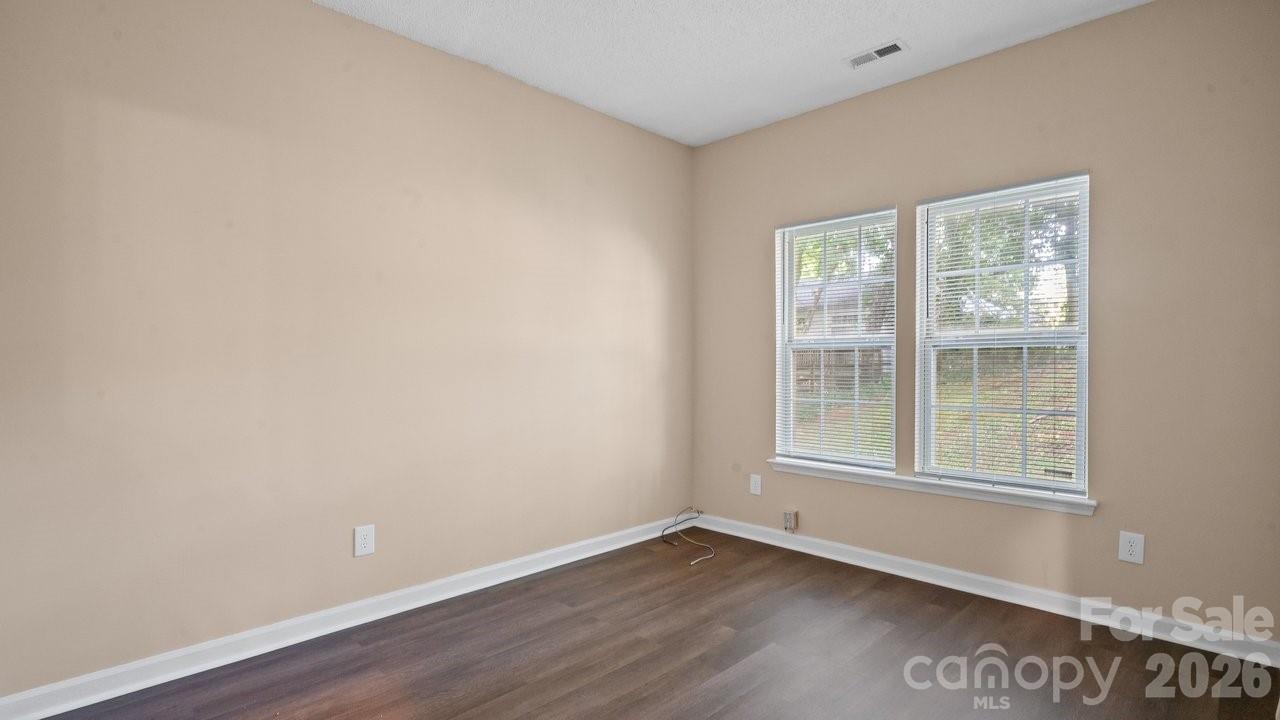 5322 Chinemist Court — Charlotte