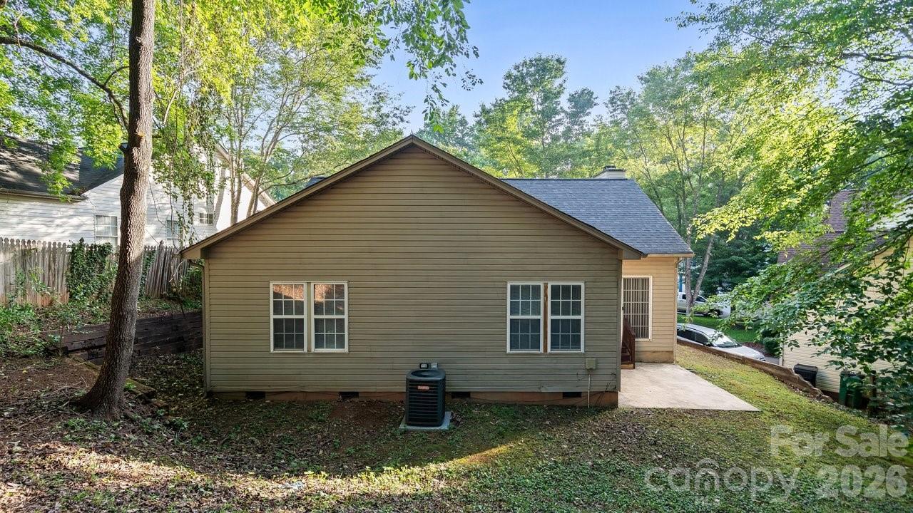 5322 Chinemist Court — Charlotte