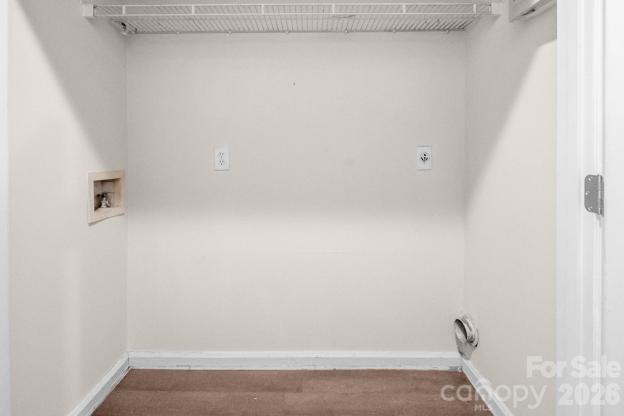 5322 Chinemist Court — Charlotte