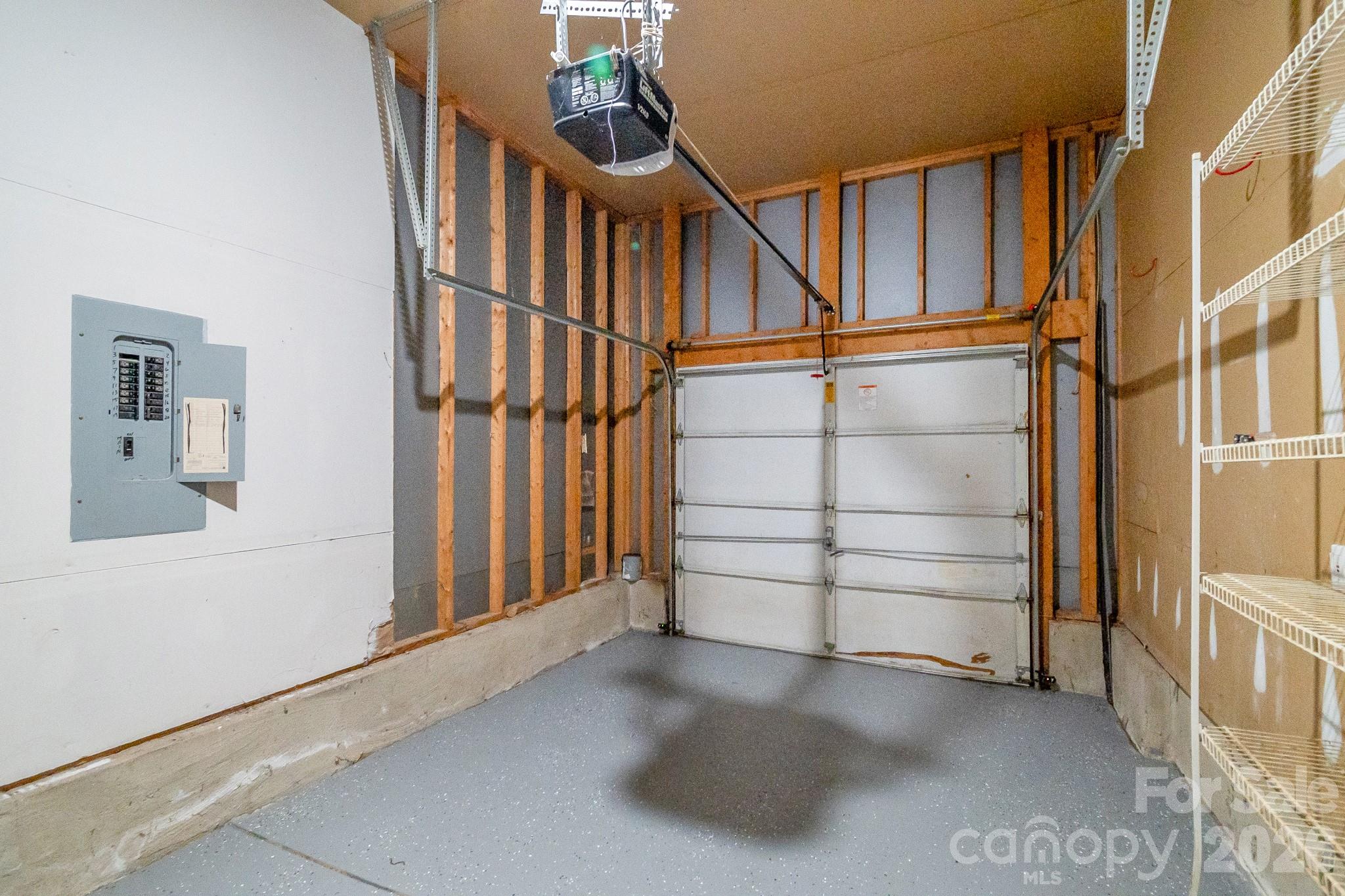 5322 Chinemist Court — Charlotte