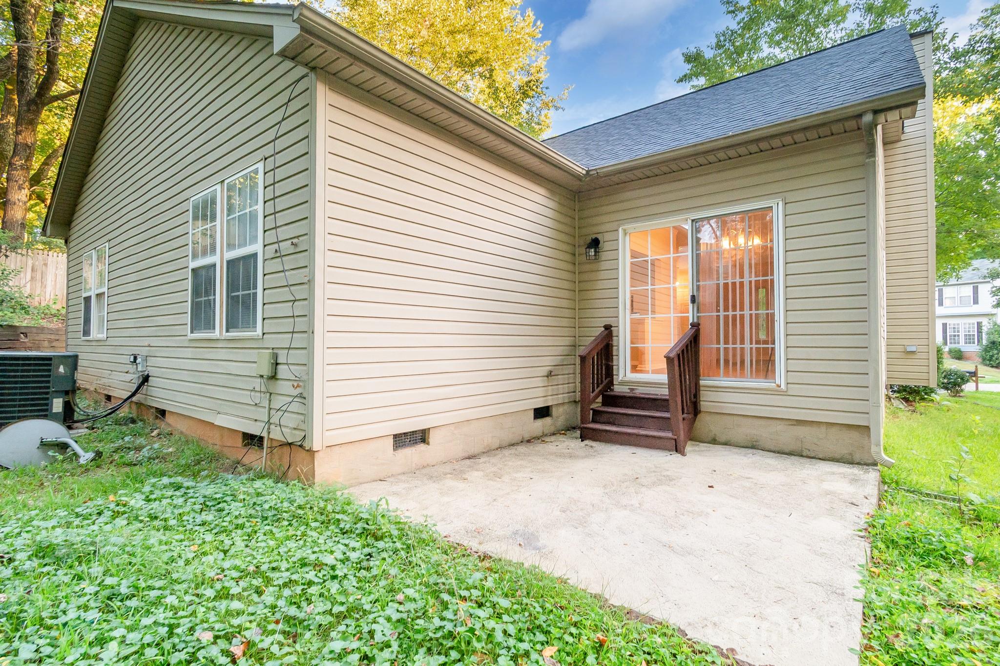 5322 Chinemist Court — Charlotte