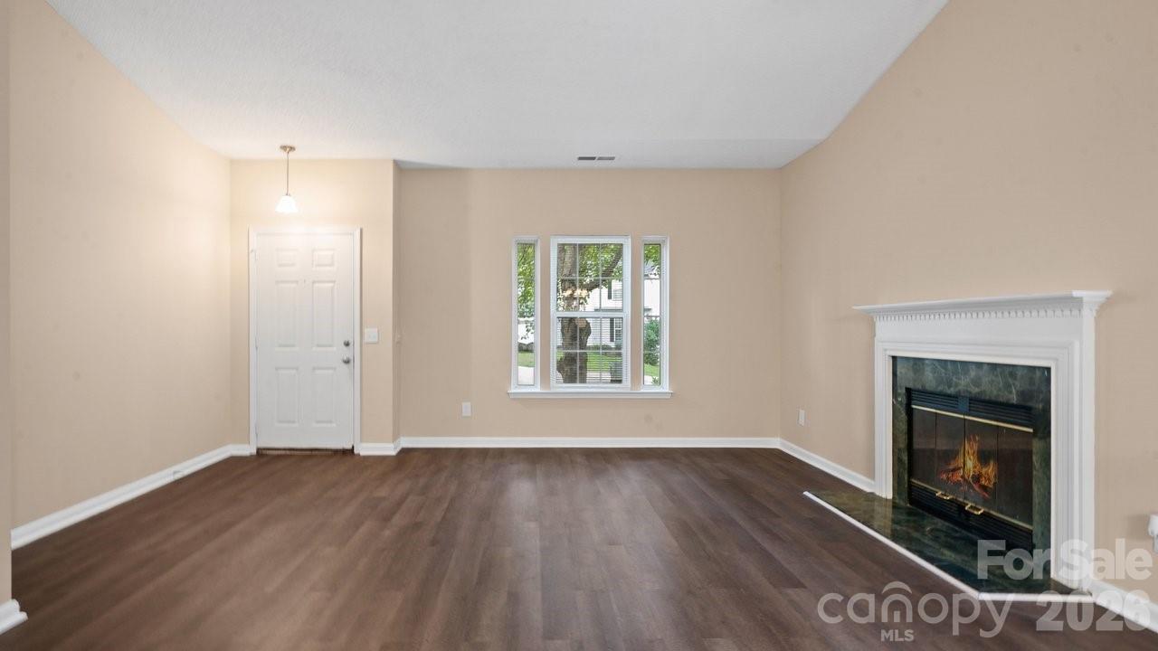 5322 Chinemist Court — Charlotte