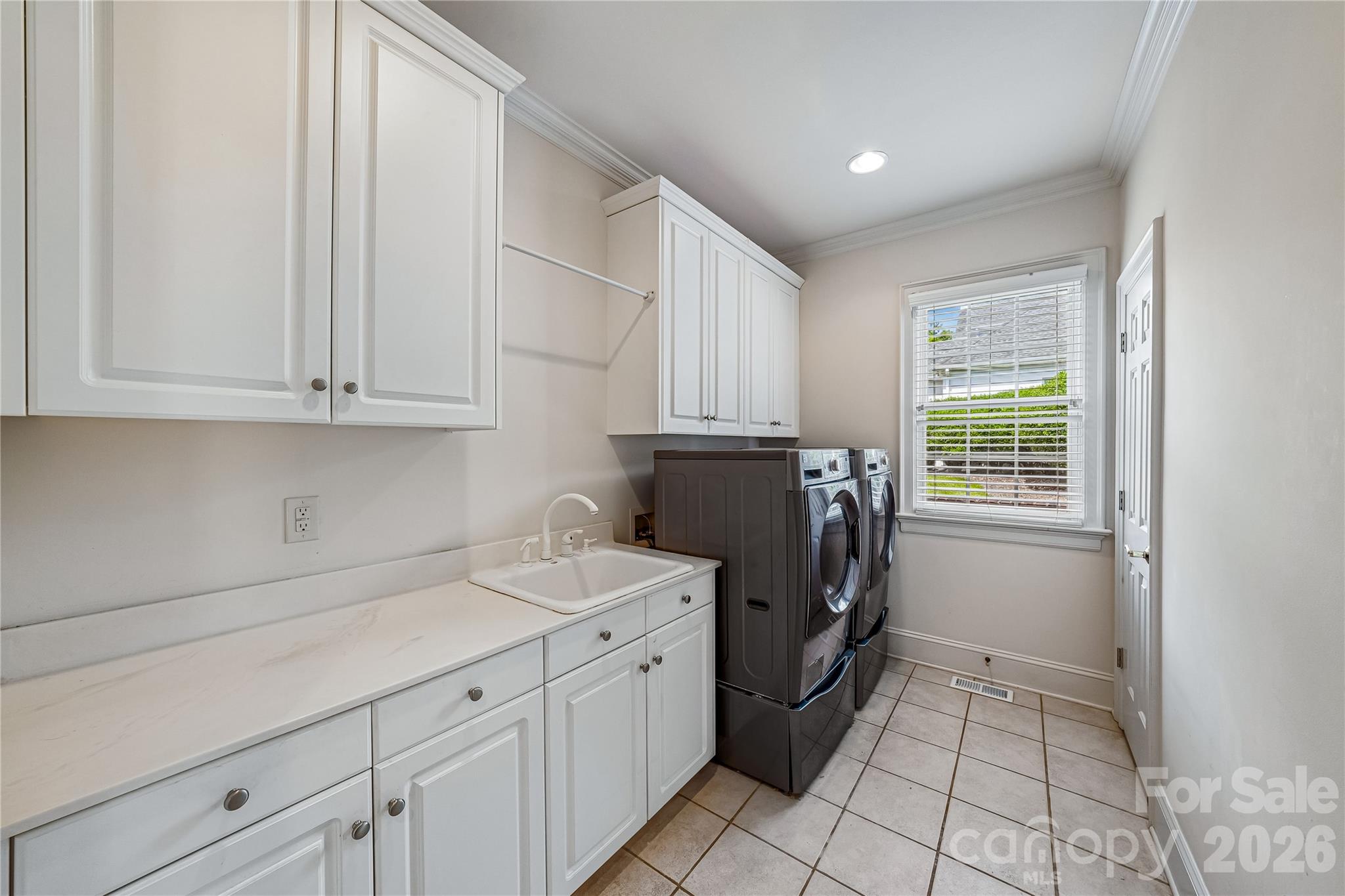 4305 Mourning Dove Drive — Matthews