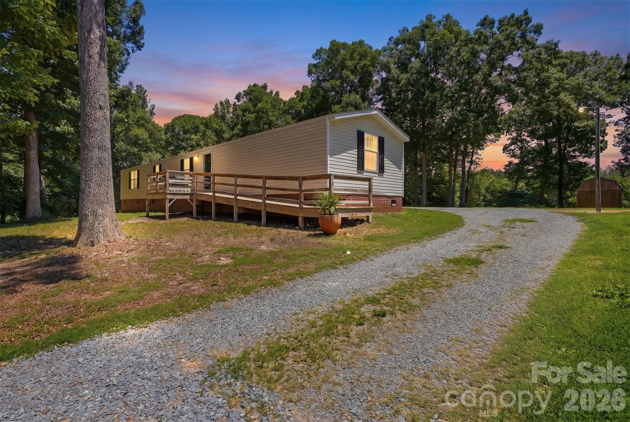 4406 Lucy Short Cut Road — Marshville