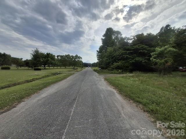 890 Snohan Road — Ayden