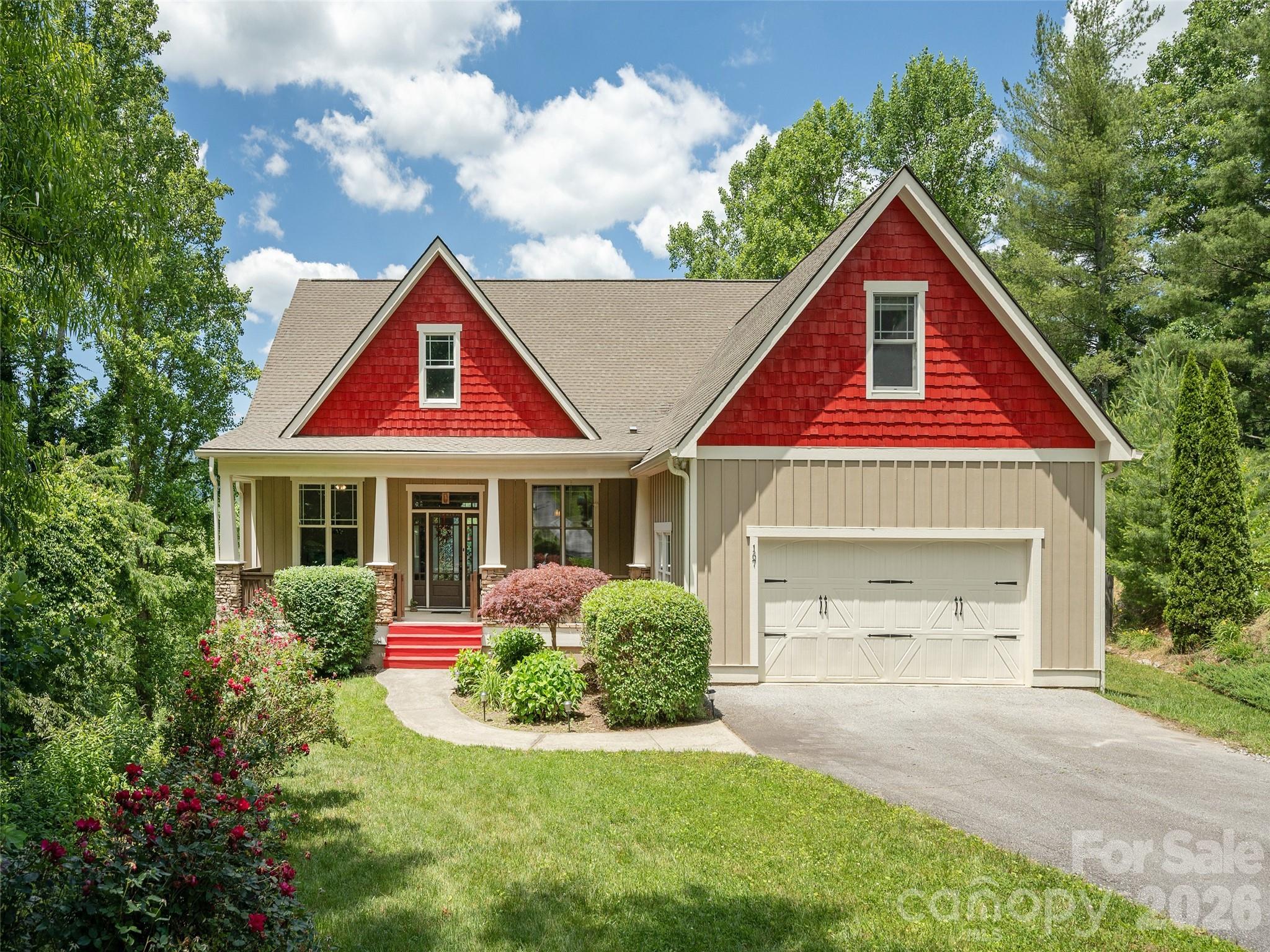 167 Tatham Road — Hendersonville