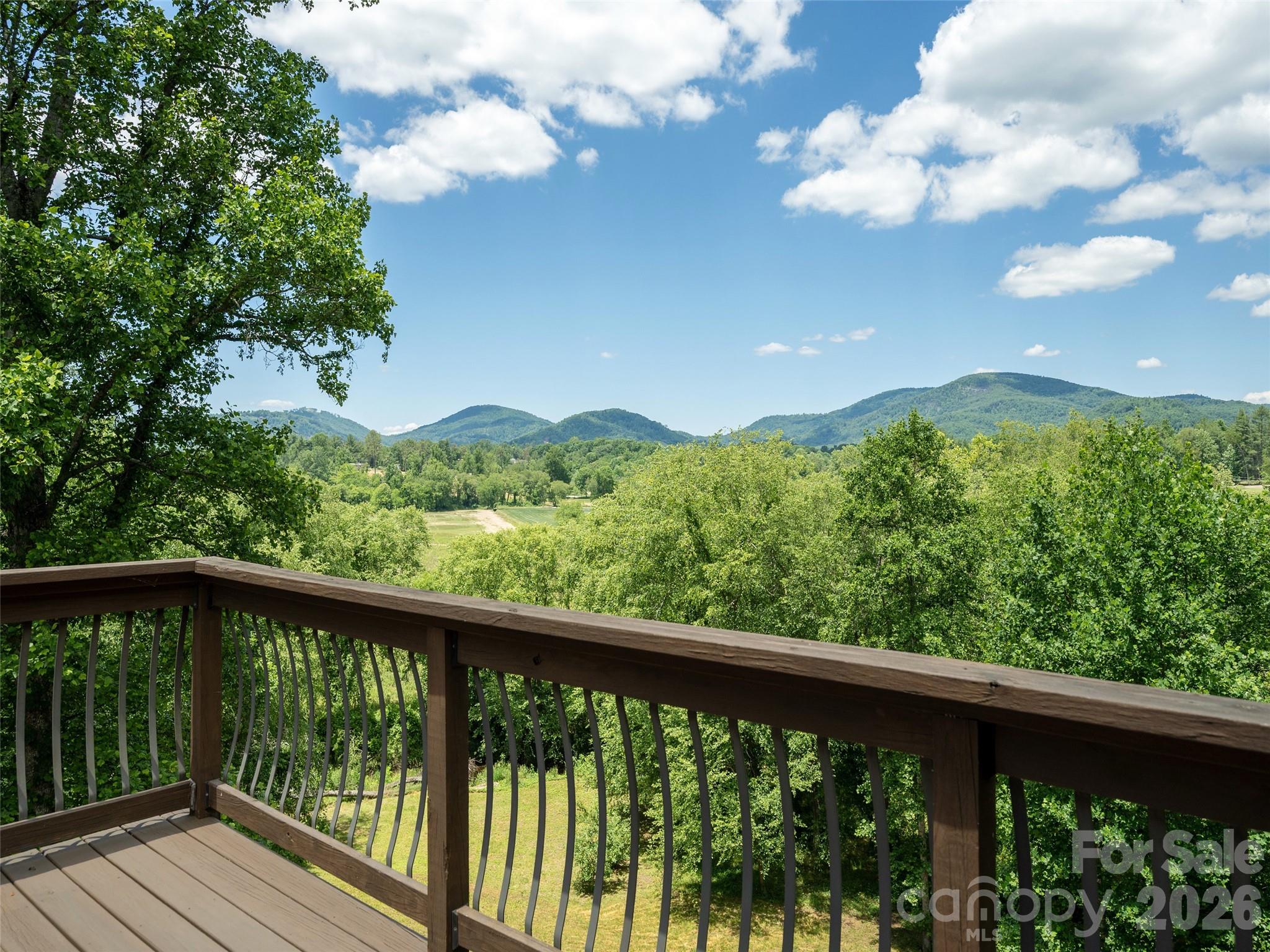 167 Tatham Road — Hendersonville