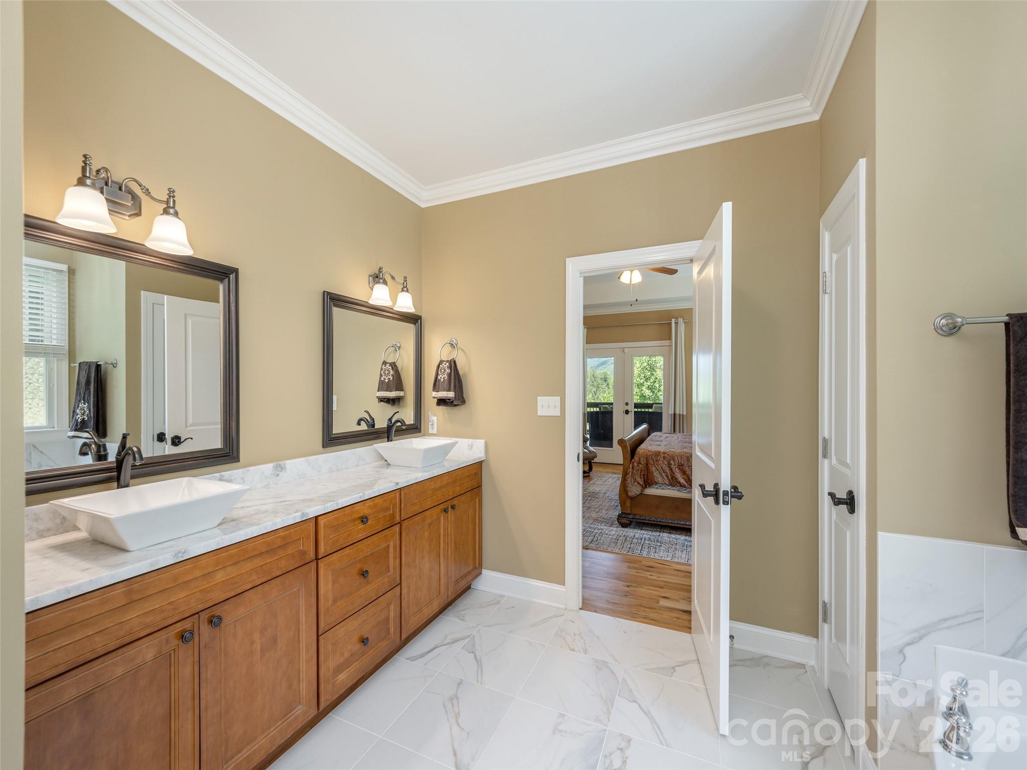 167 Tatham Road — Hendersonville