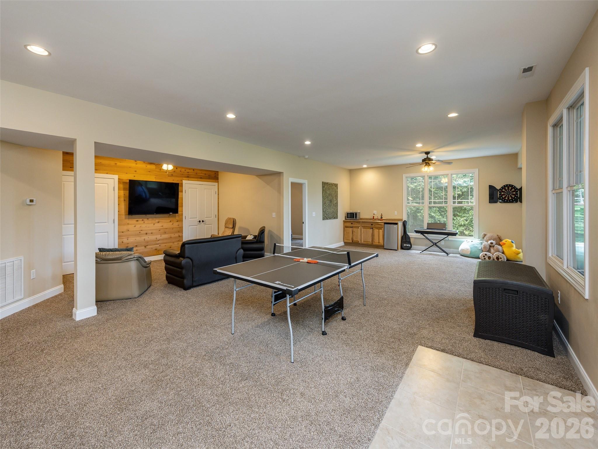 167 Tatham Road — Hendersonville