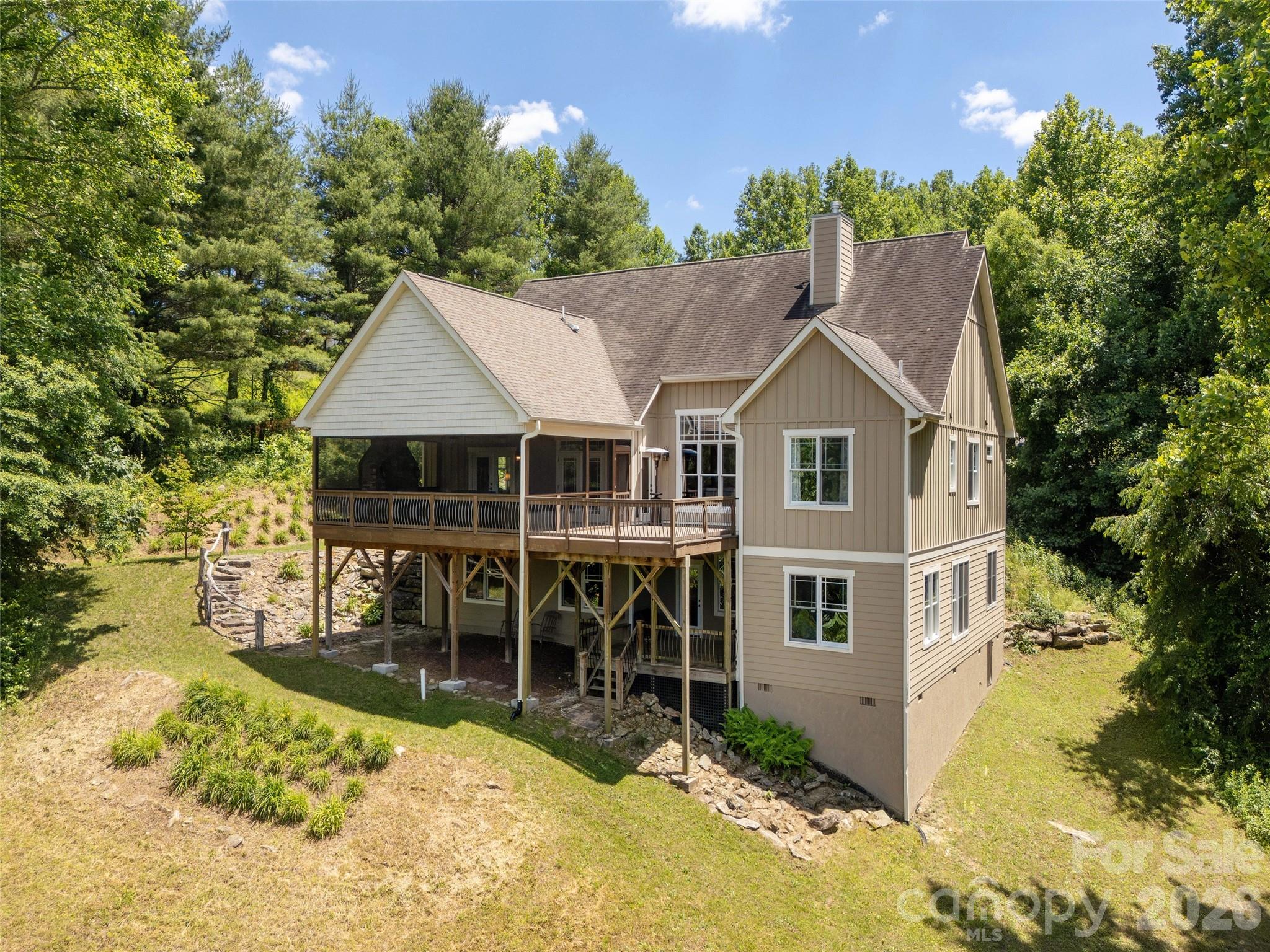 167 Tatham Road — Hendersonville