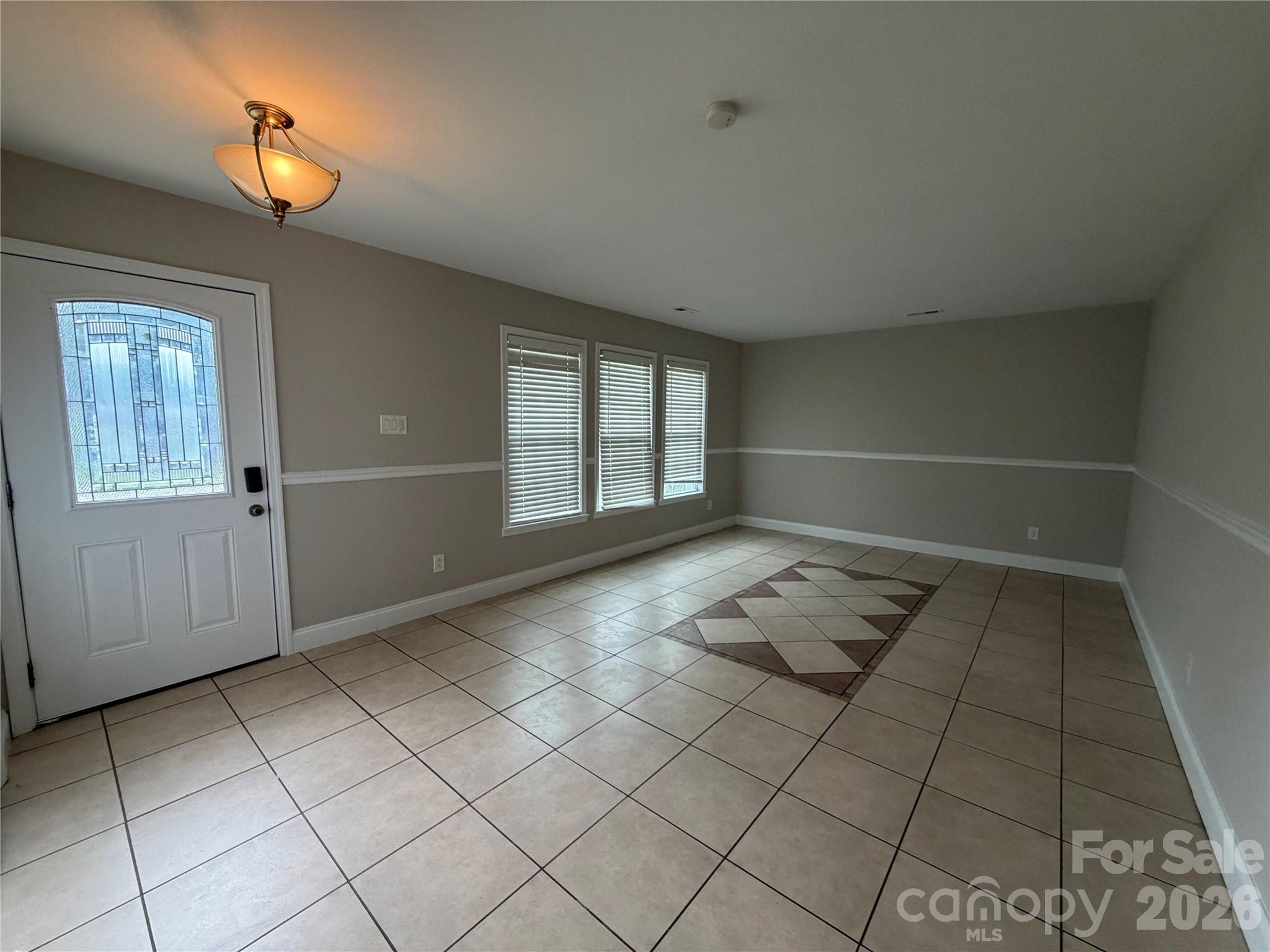 7101 Riding Trail Road — Charlotte