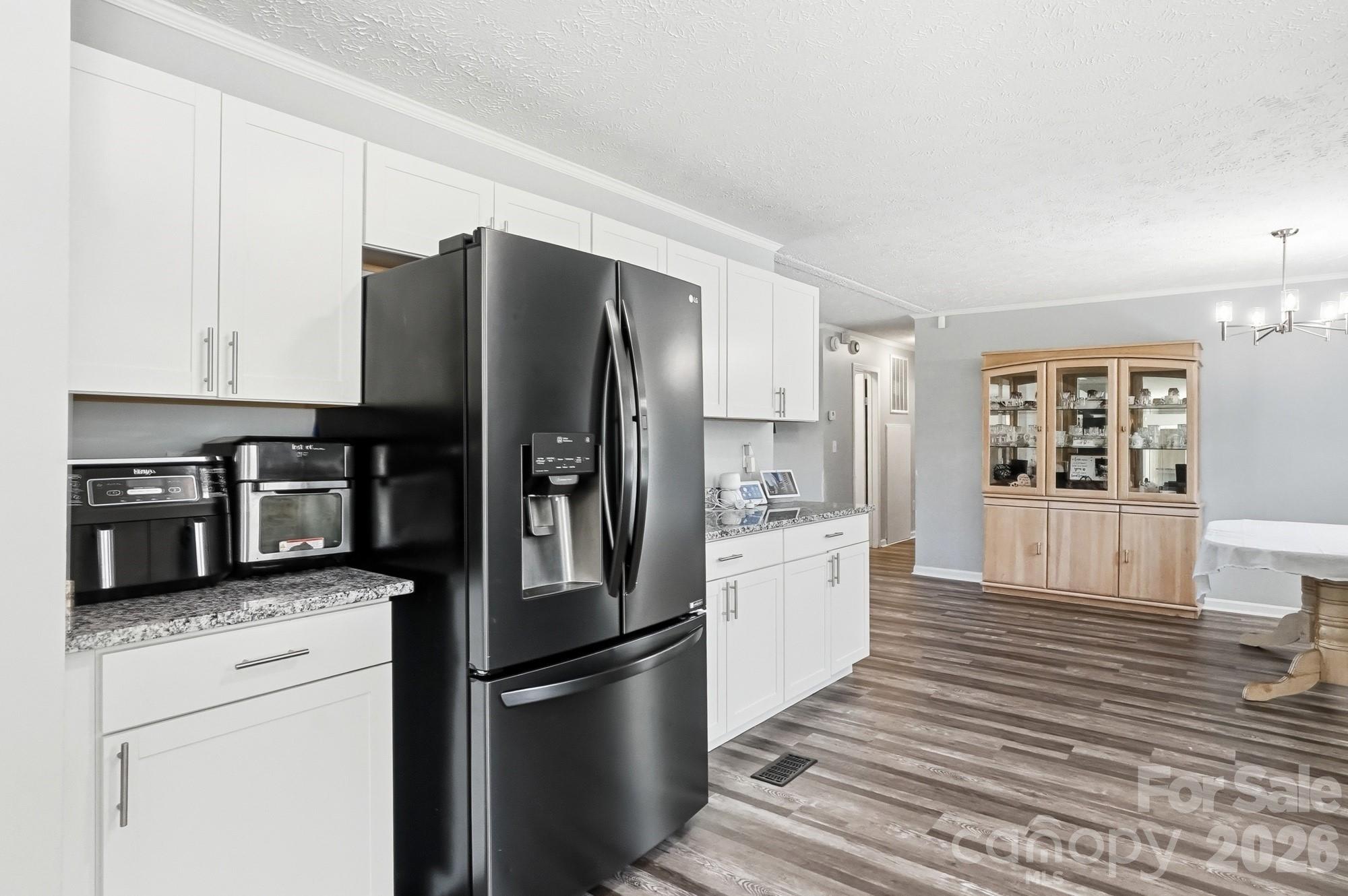 288 Farris Road — Clover