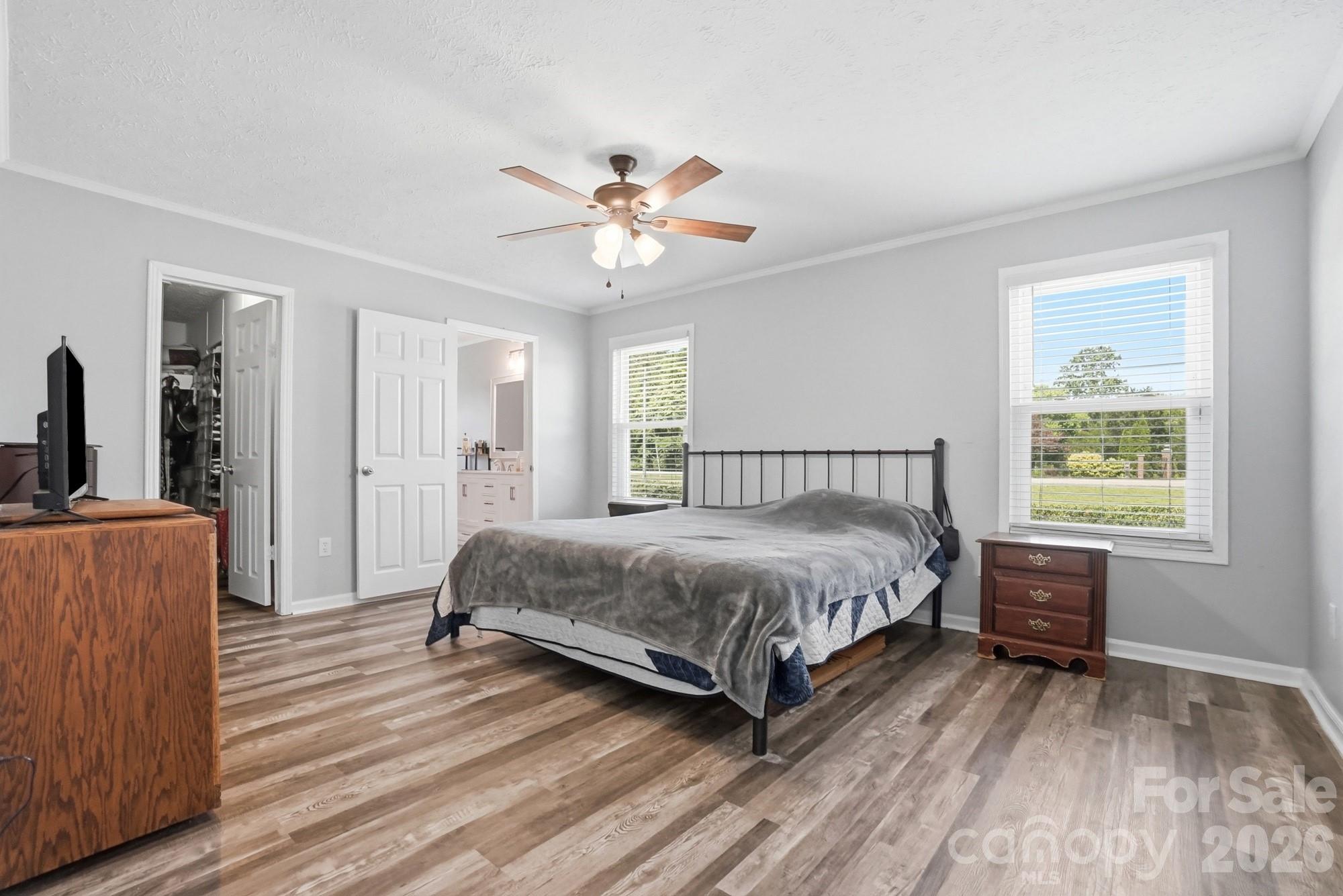 288 Farris Road — Clover