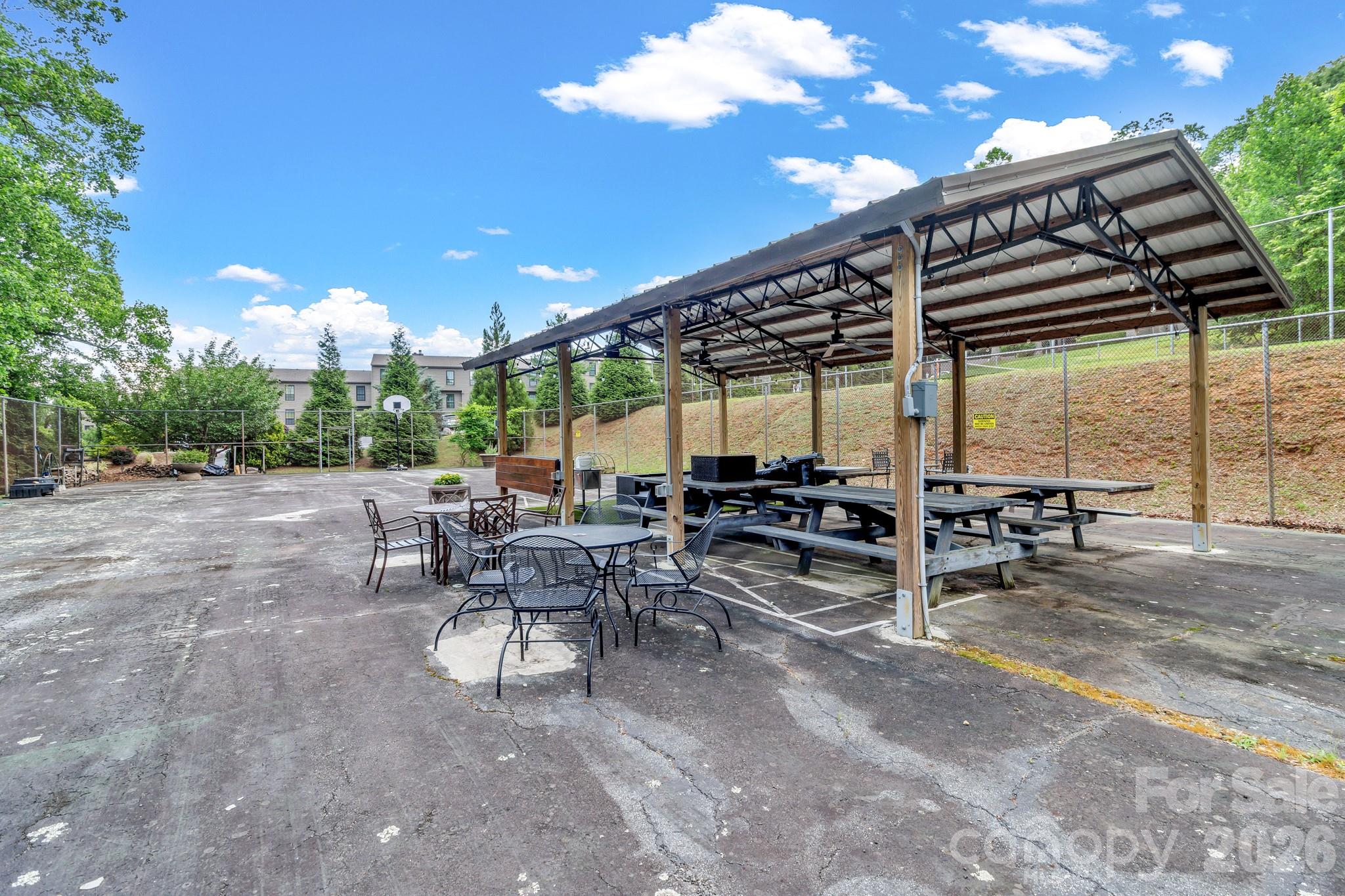 2881 White Oak Mountain Road #B-11 — Columbus