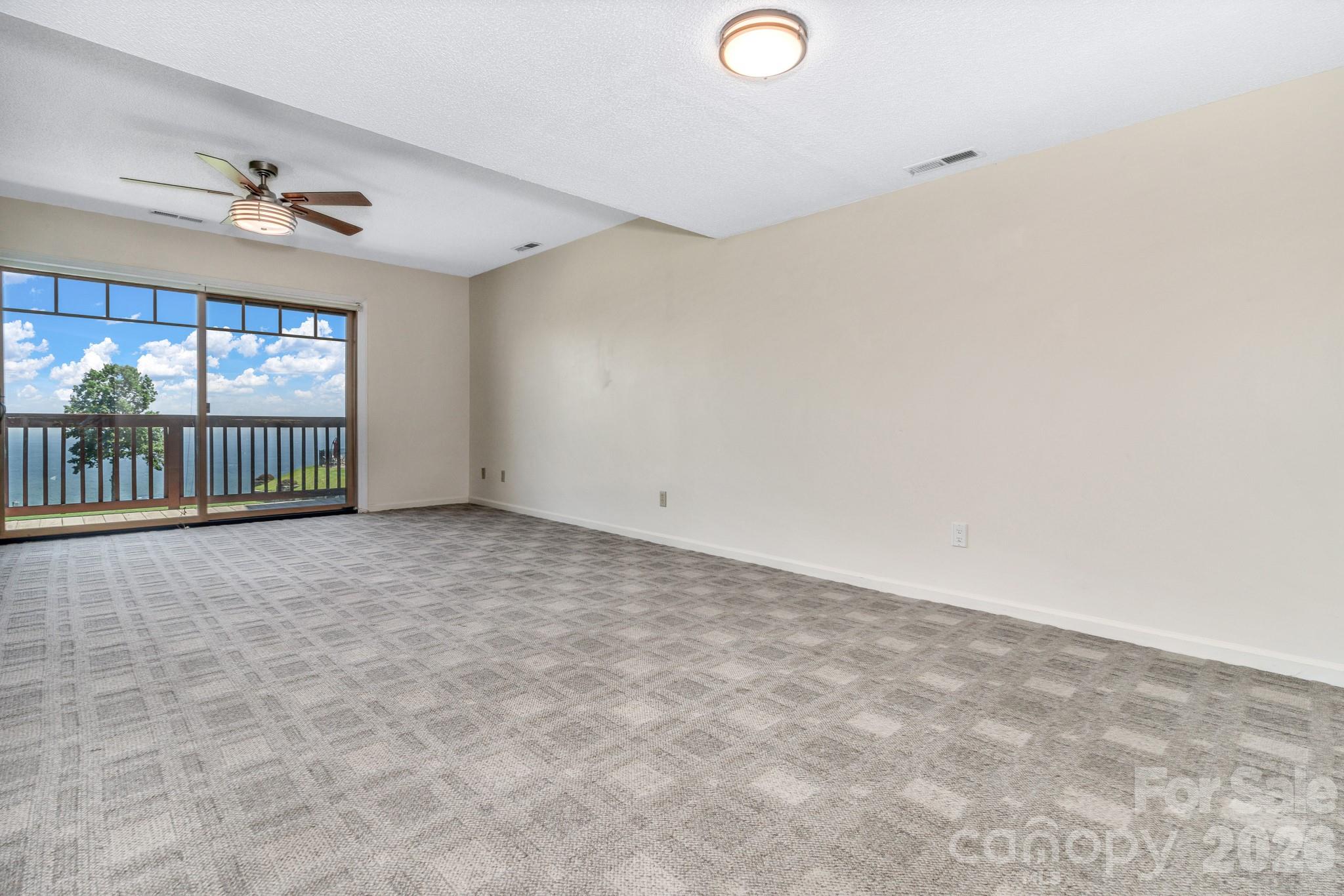 2881 White Oak Mountain Road #B-11 — Columbus