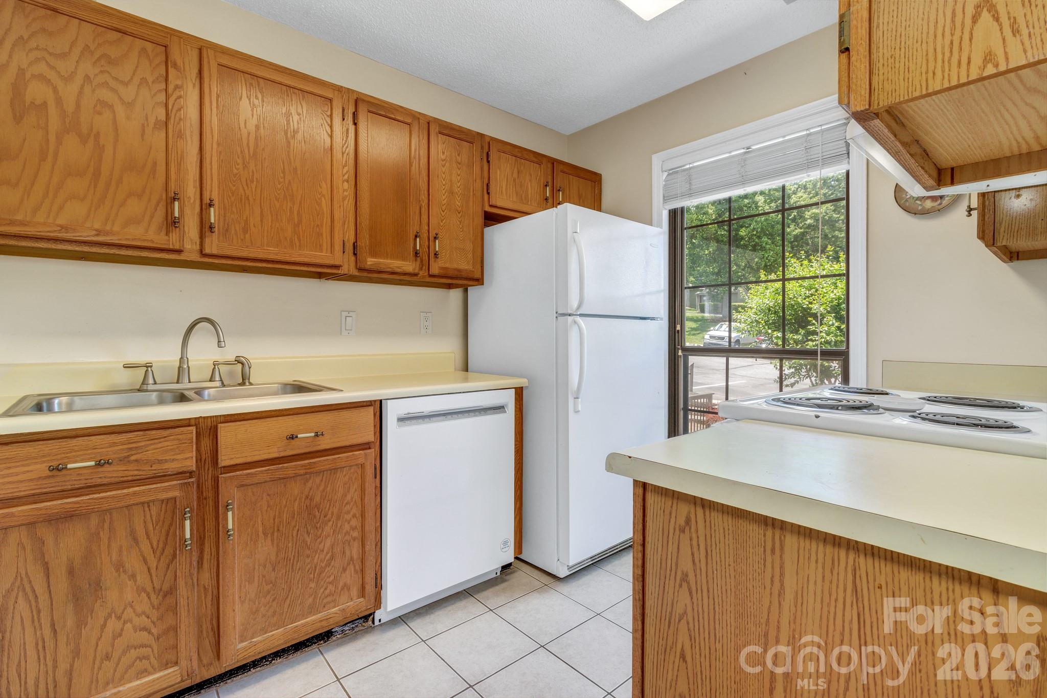 2881 White Oak Mountain Road #B-11 — Columbus