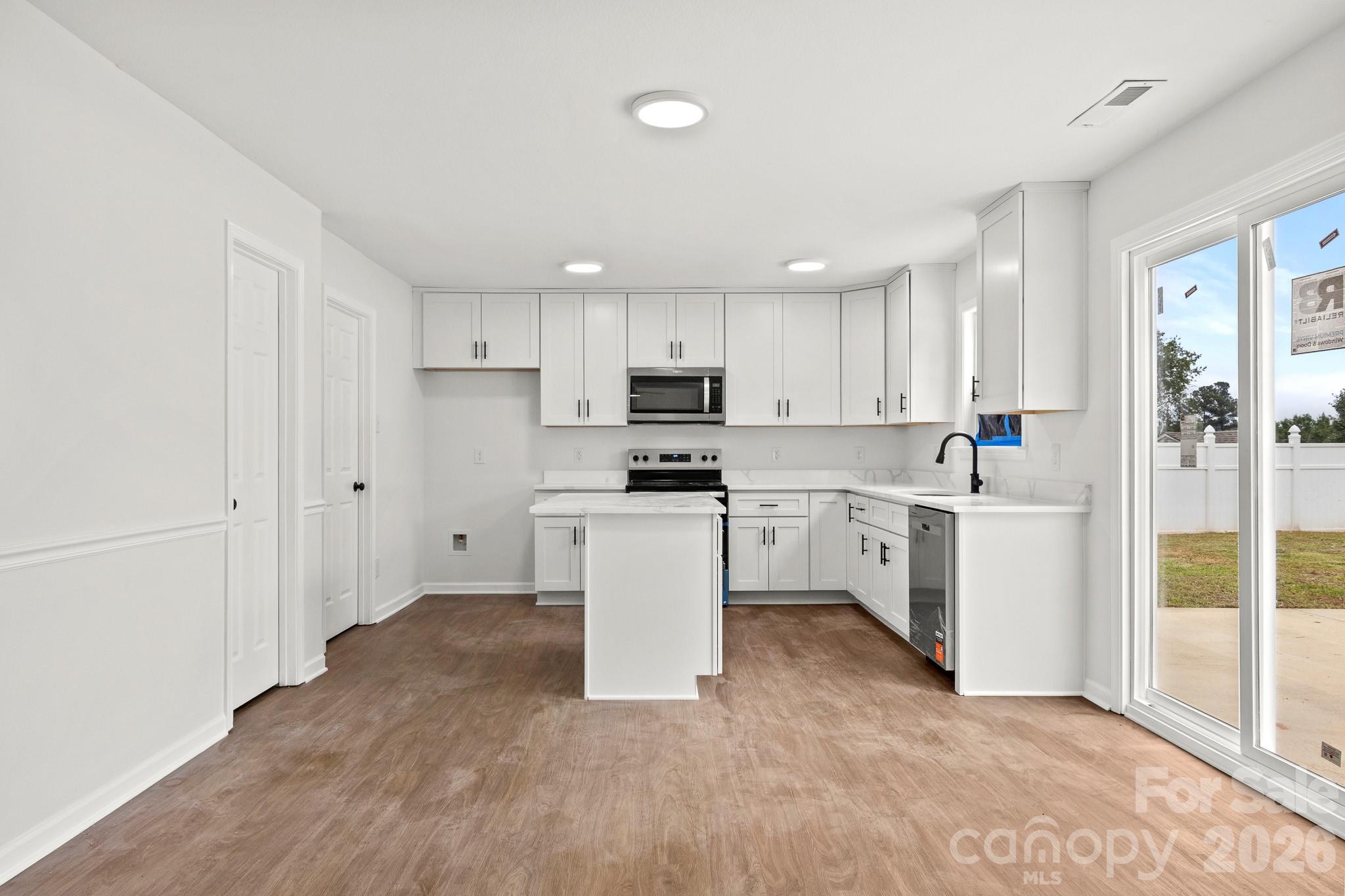 426 Brookhollow Drive — York