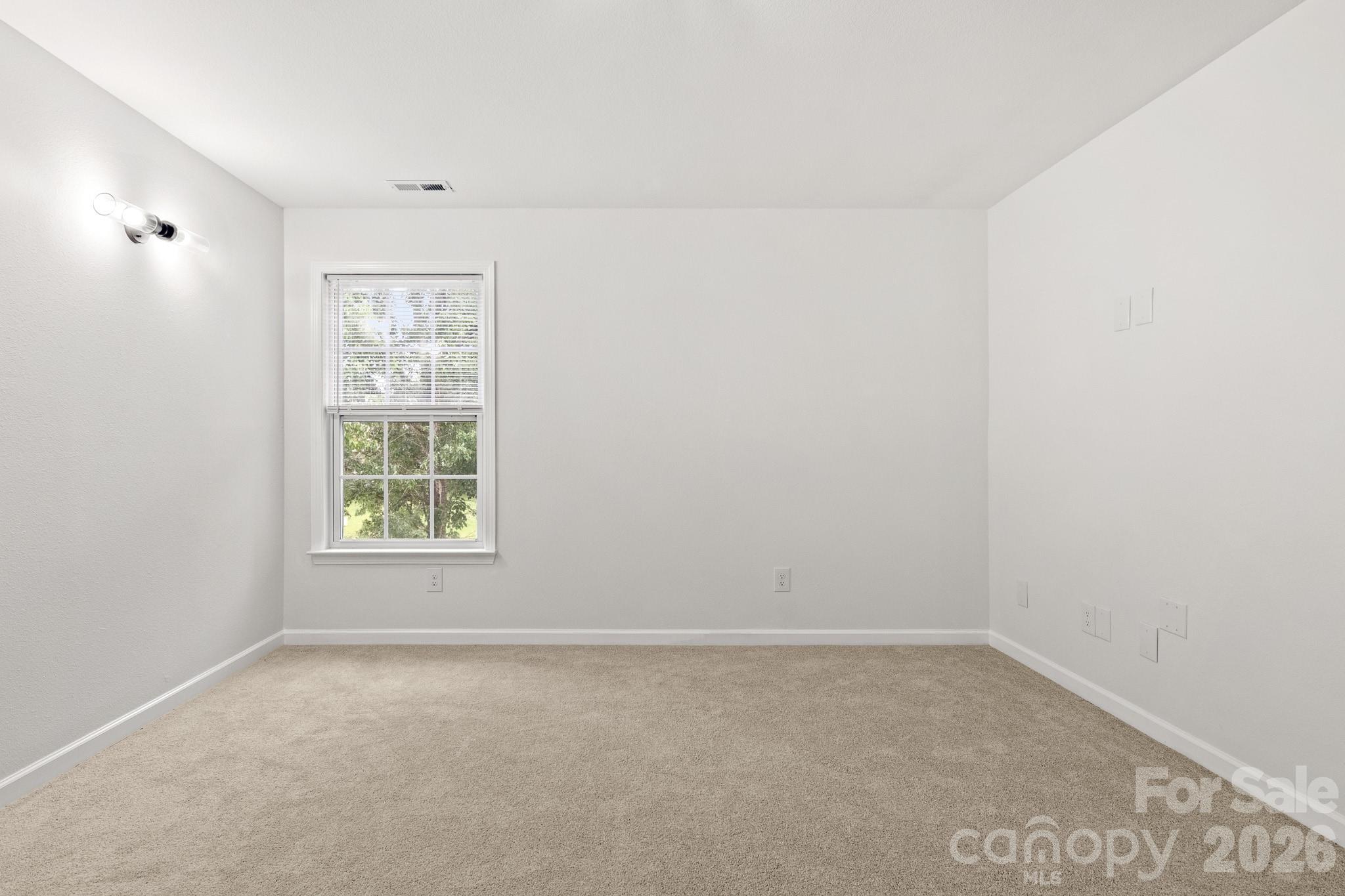 426 Brookhollow Drive — York