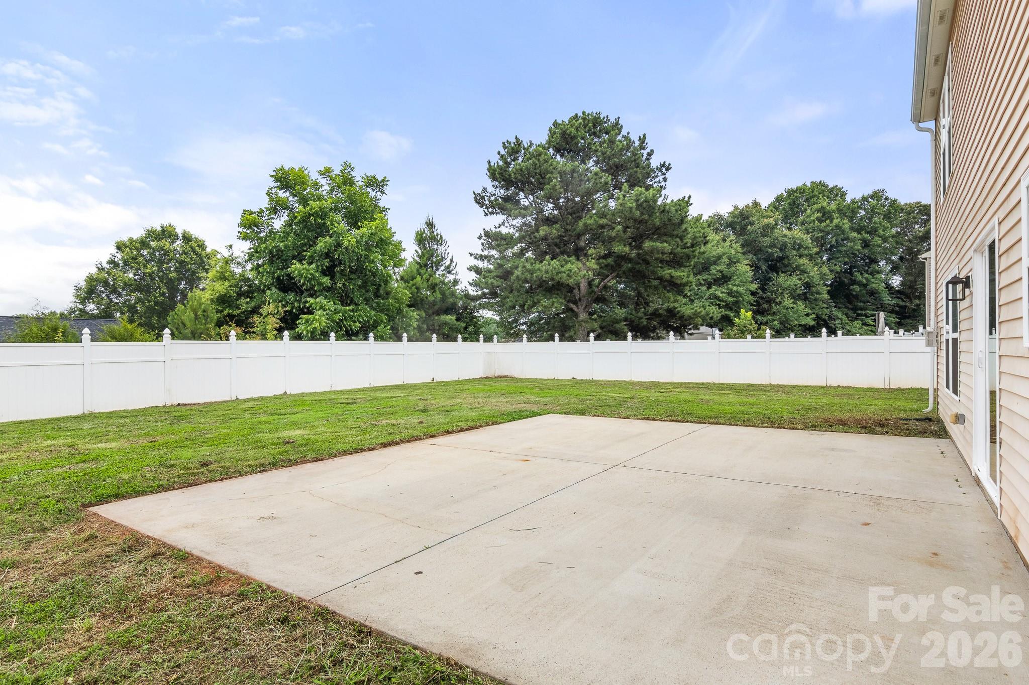 426 Brookhollow Drive — York