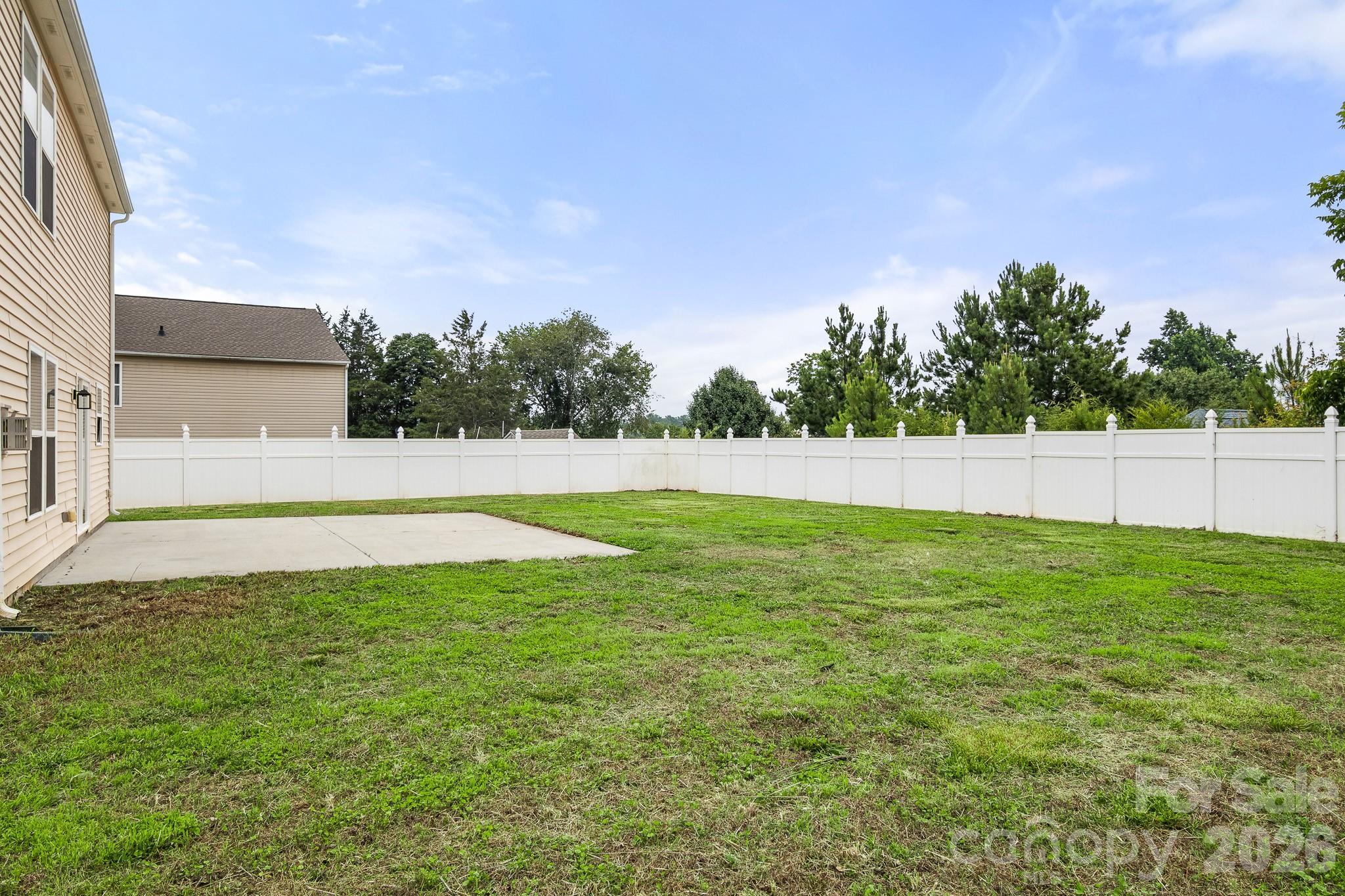 426 Brookhollow Drive — York