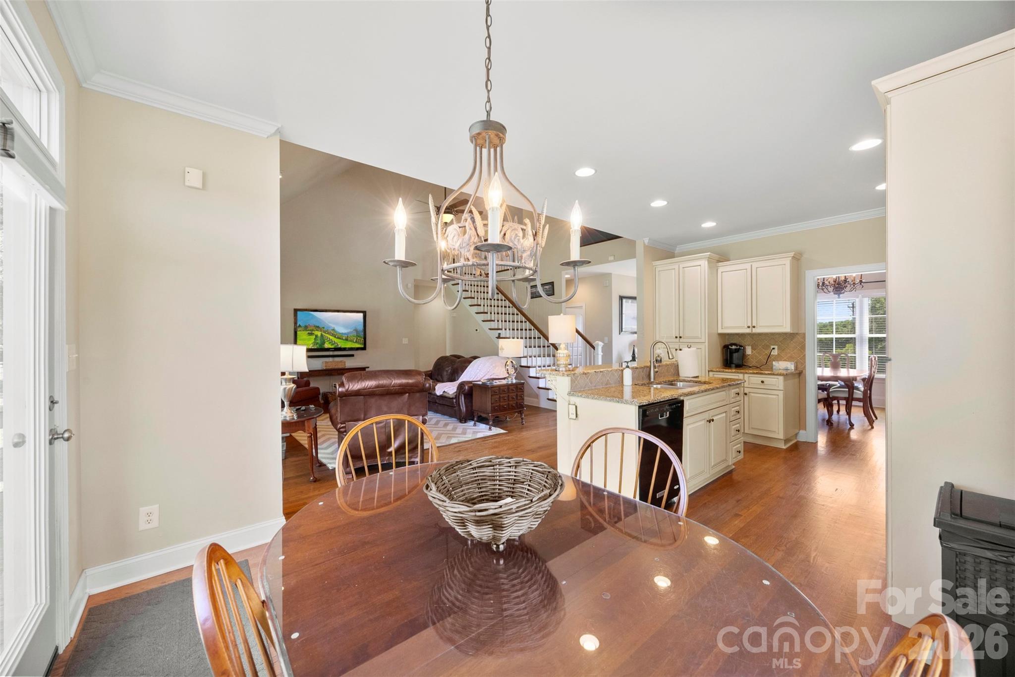 816 Springs Road — Dallas