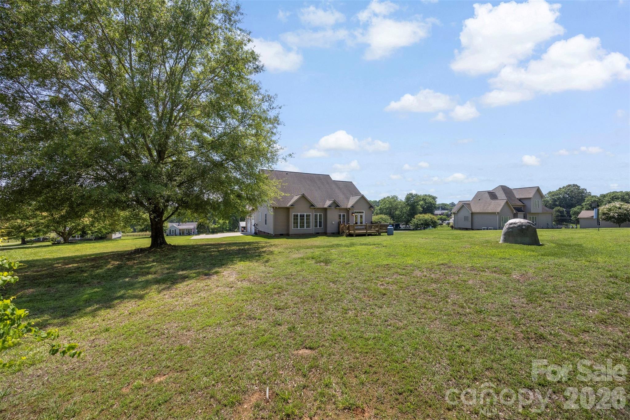 816 Springs Road — Dallas