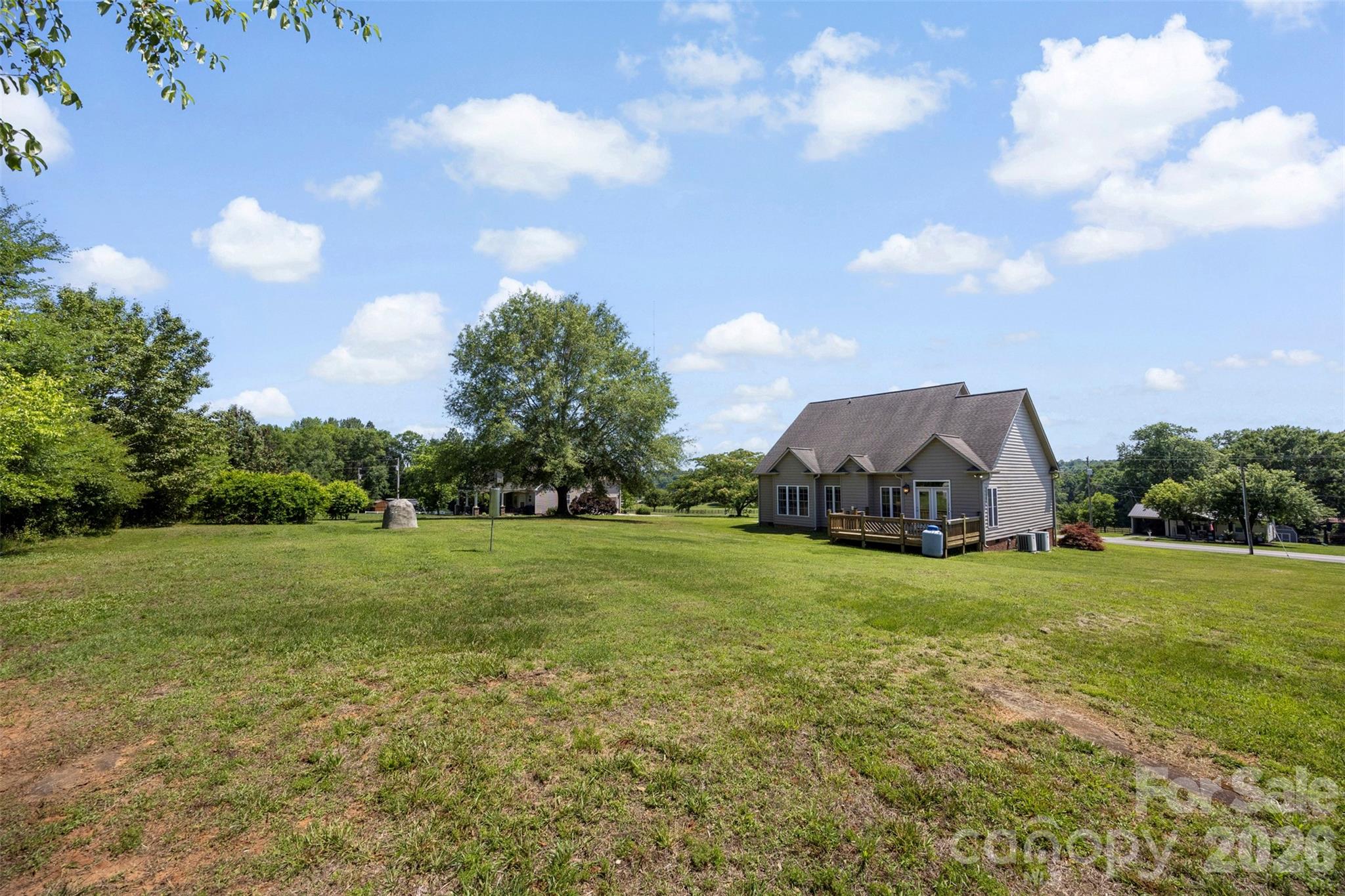 816 Springs Road — Dallas