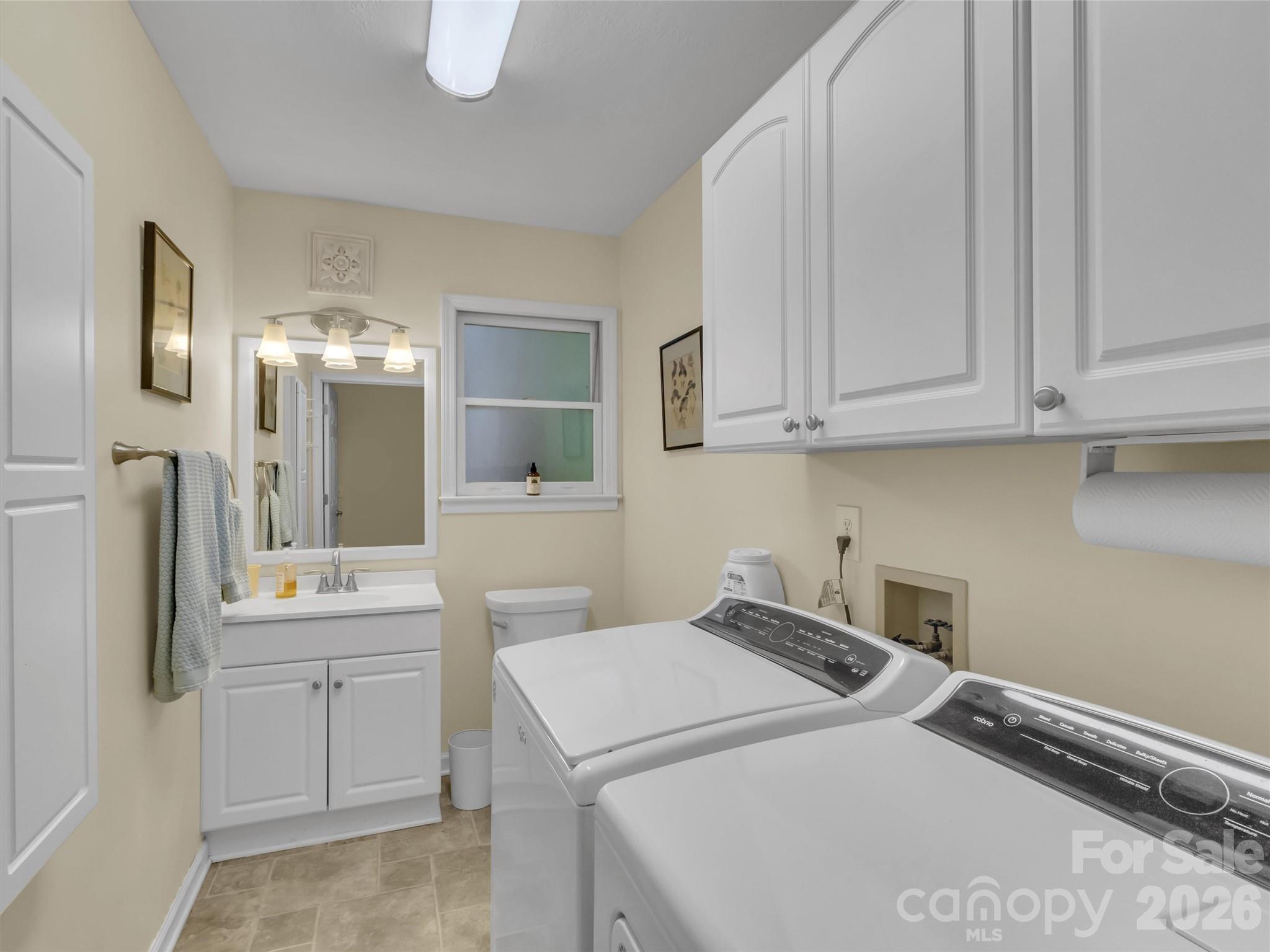 228 Crescent Drive — Lake Junaluska