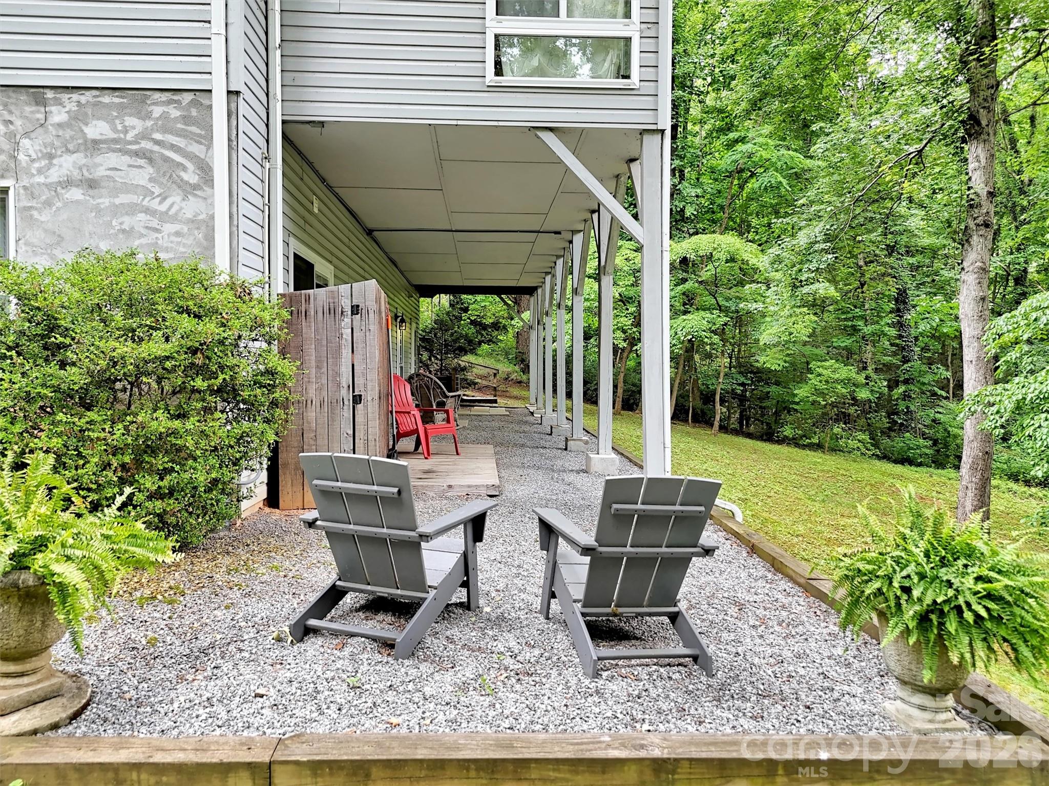 228 Crescent Drive — Lake Junaluska