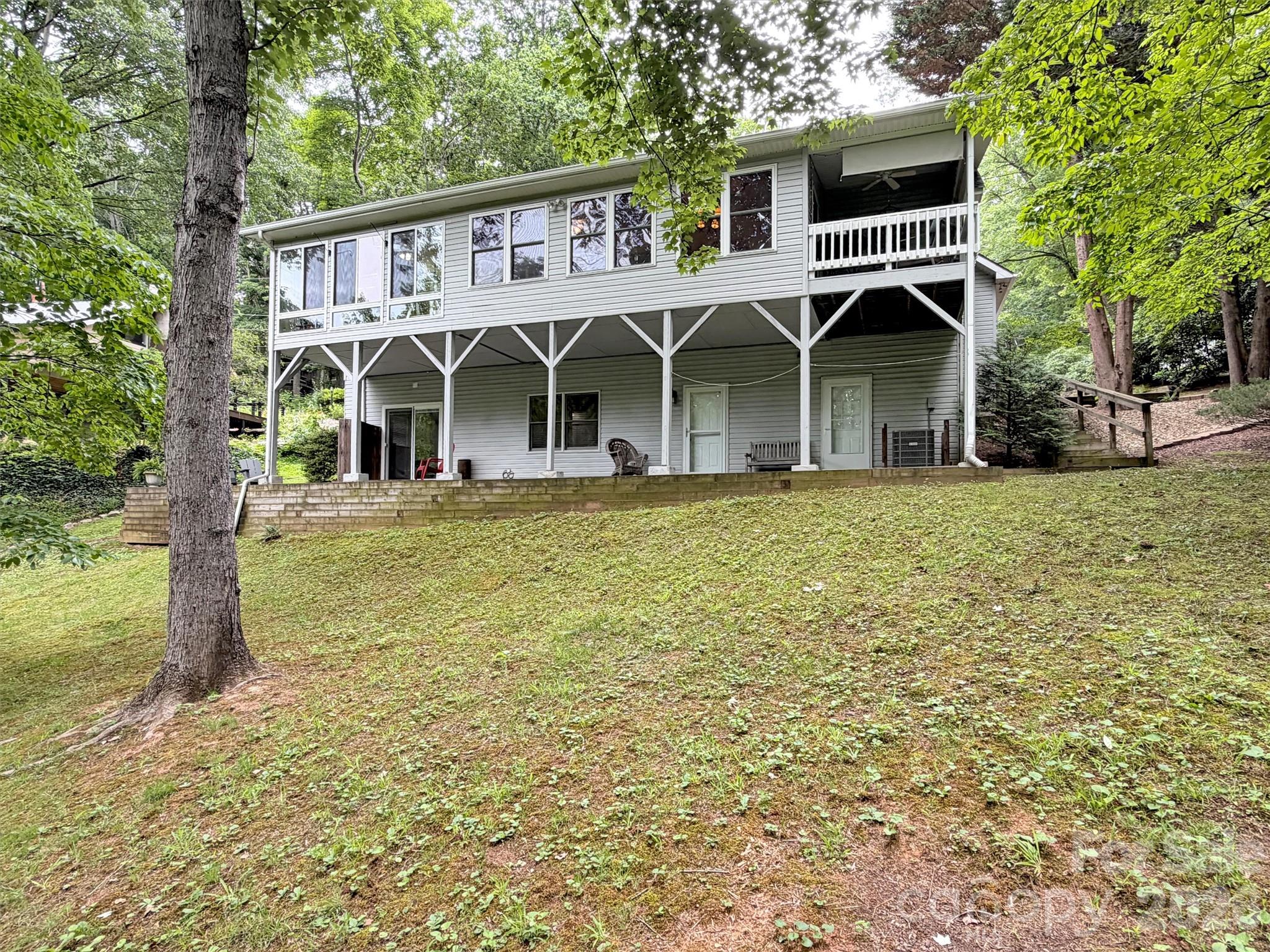 228 Crescent Drive — Lake Junaluska