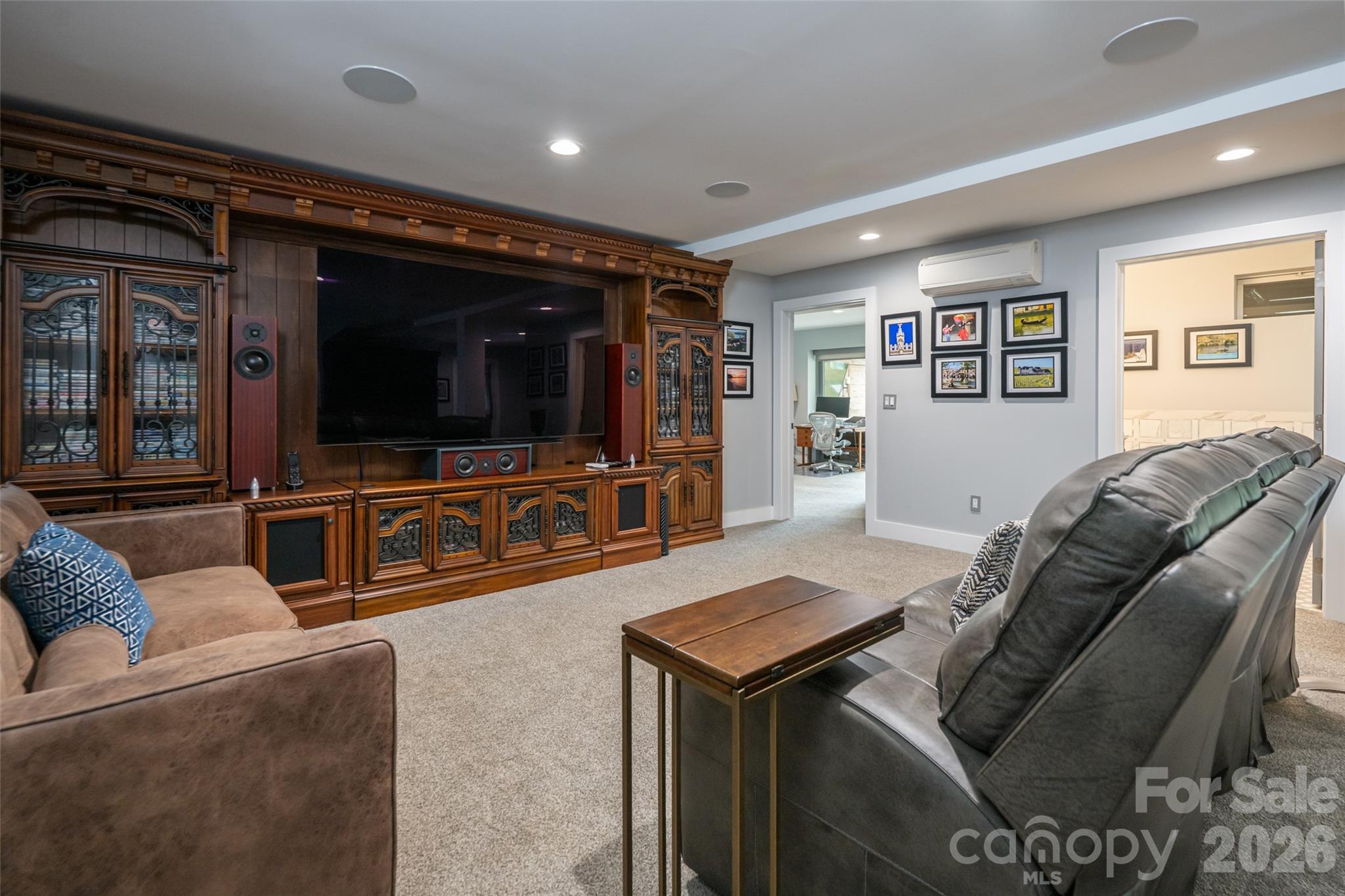 305 Lakewood Drive — Asheville