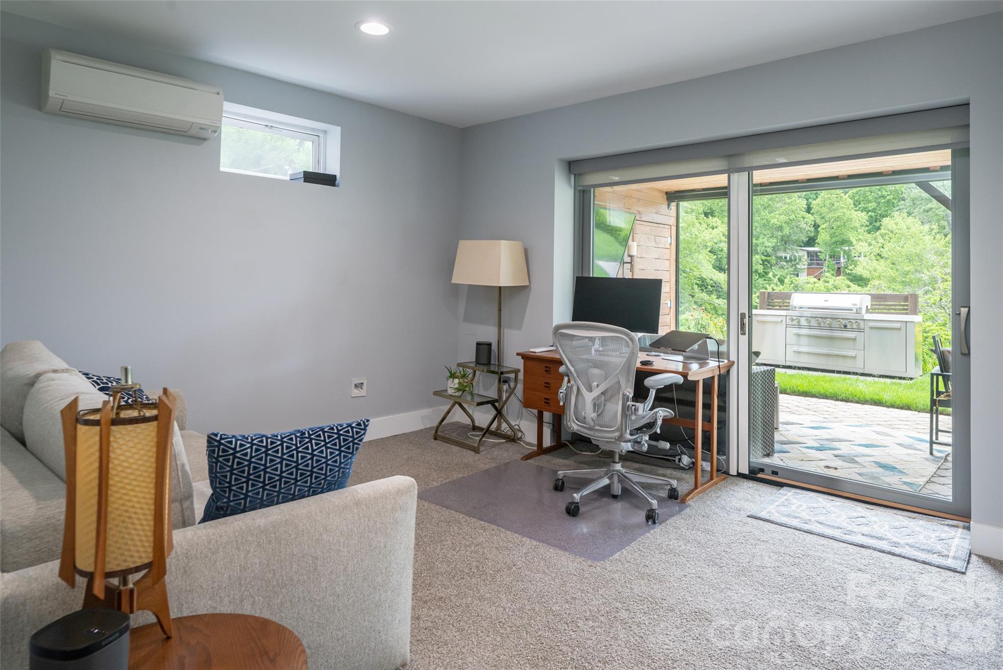 305 Lakewood Drive — Asheville