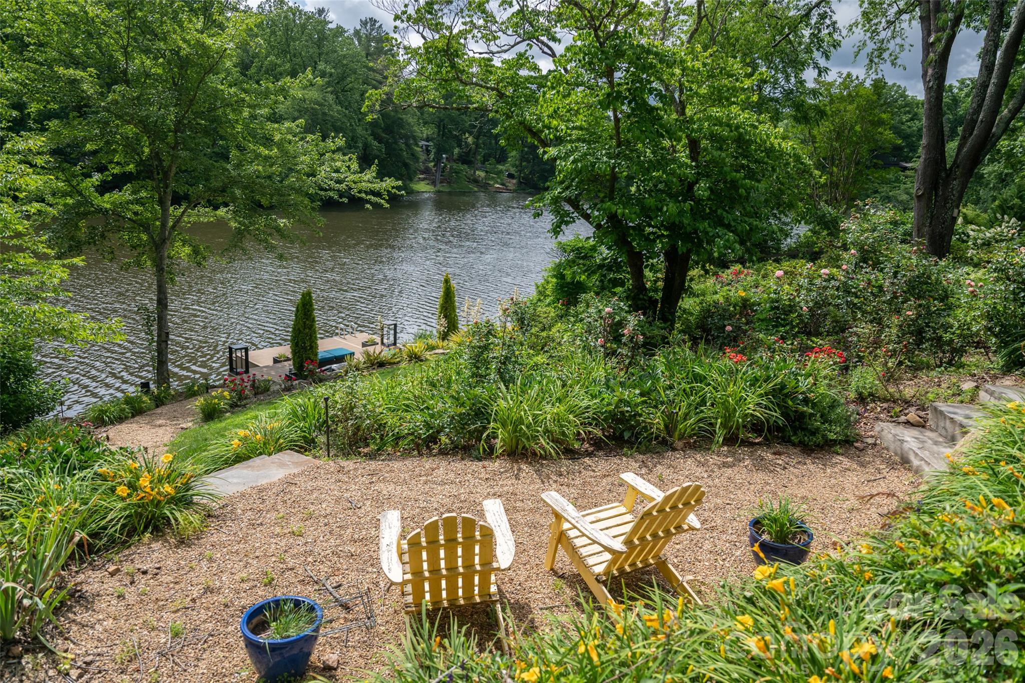 305 Lakewood Drive — Asheville