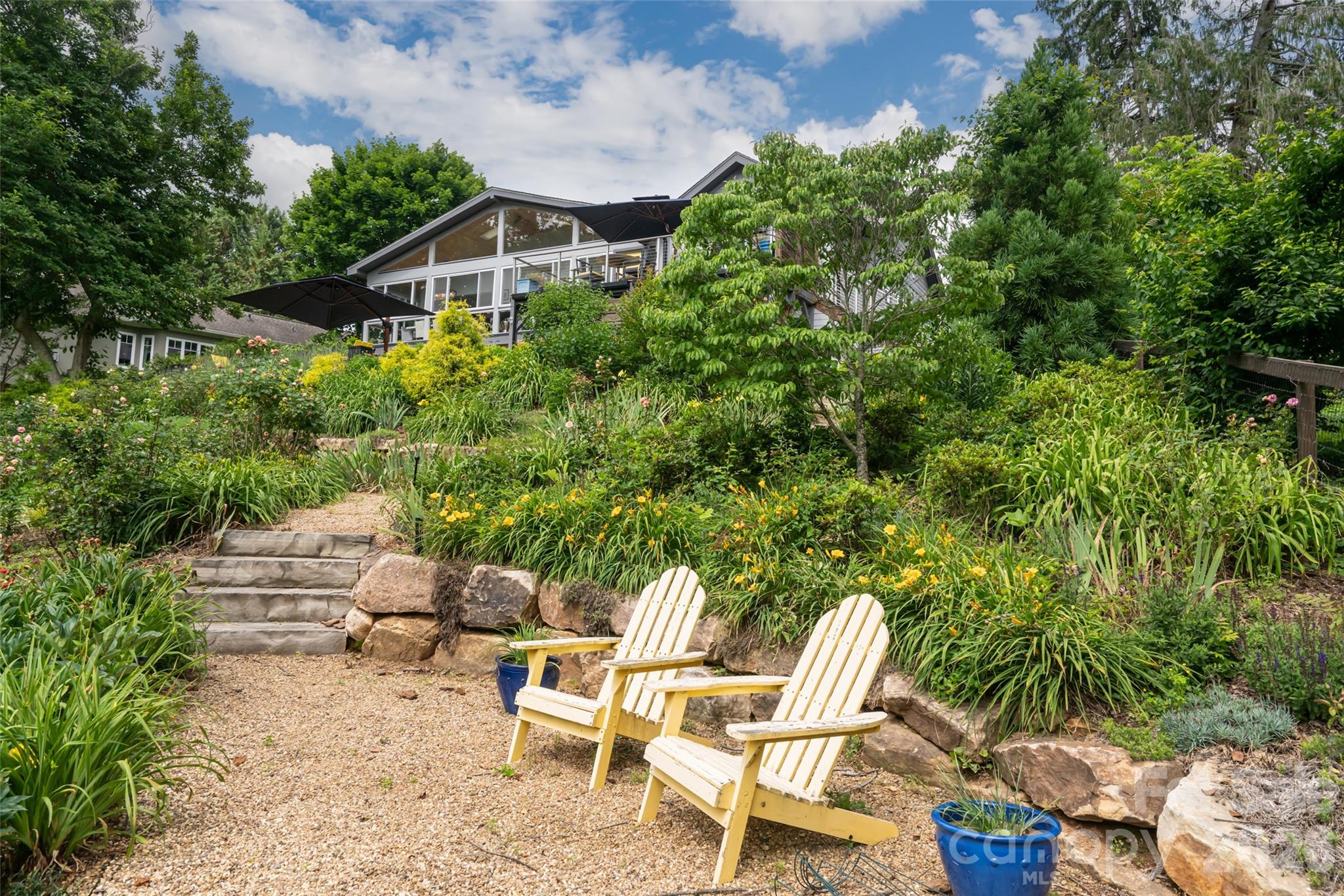 305 Lakewood Drive — Asheville