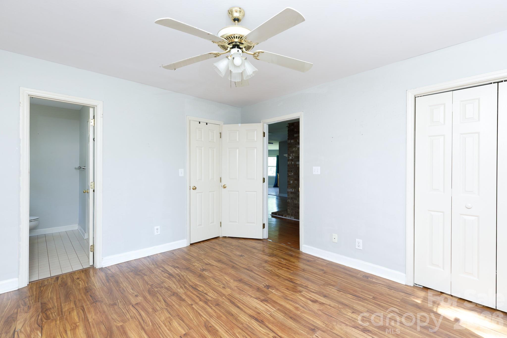 1933 Pleasant Road — Fort Mill