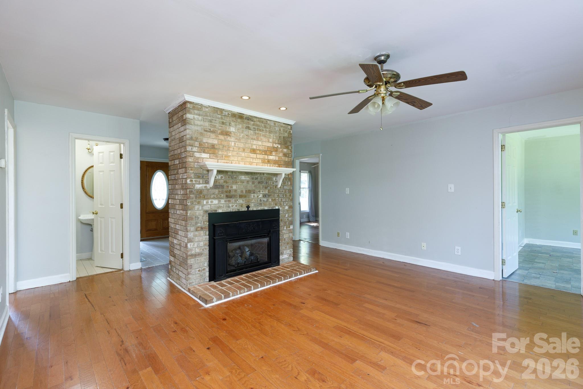 1933 Pleasant Road — Fort Mill
