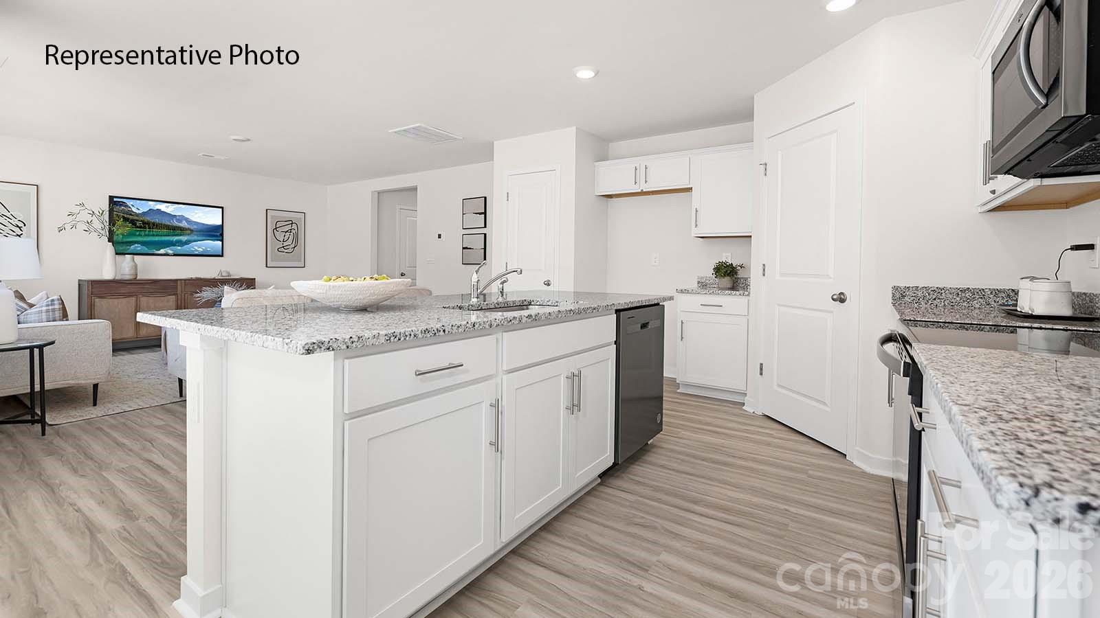 1016 Horizon Lane — Chester