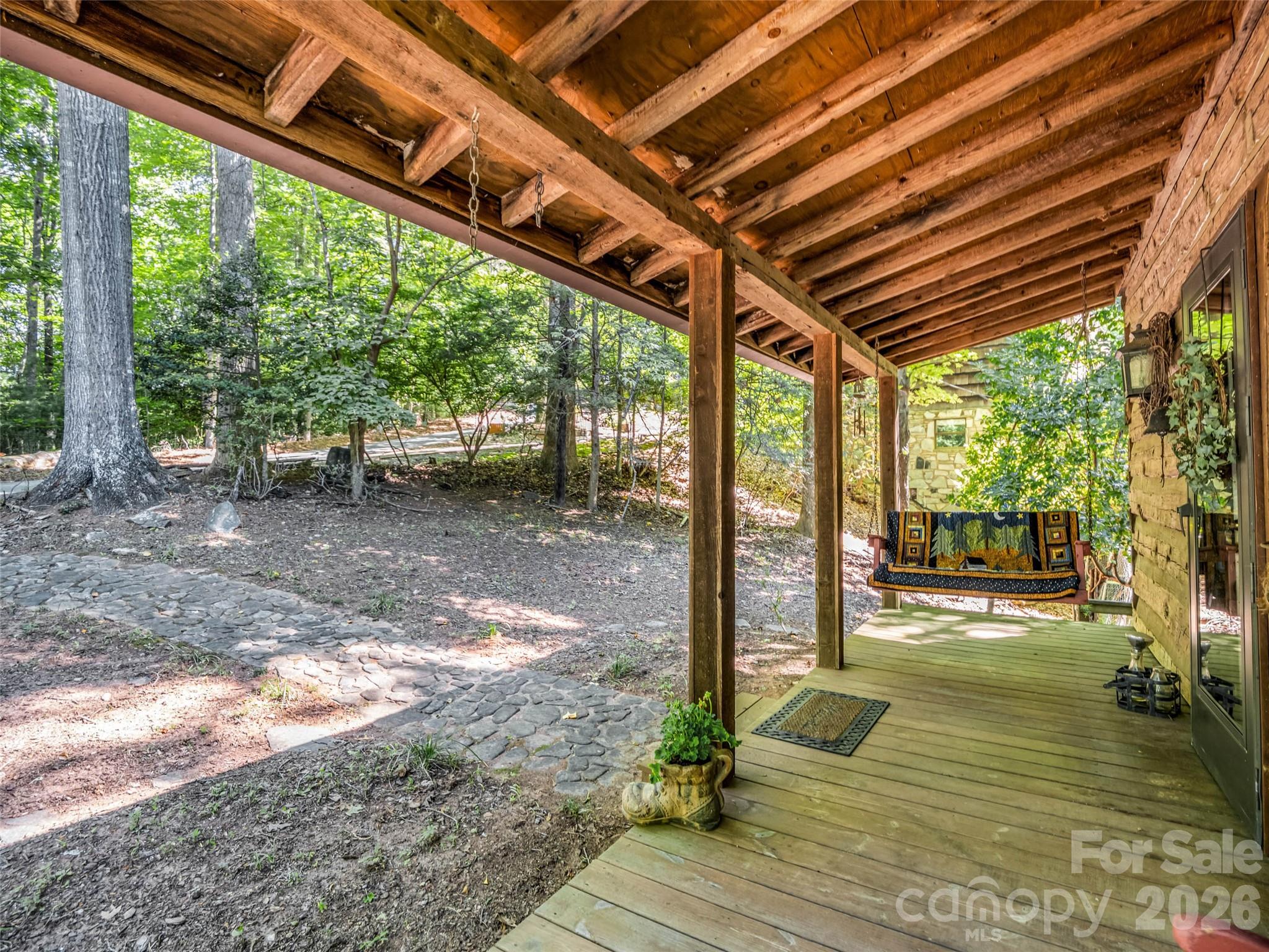 1208 Forest Lake Heights Drive — Nebo