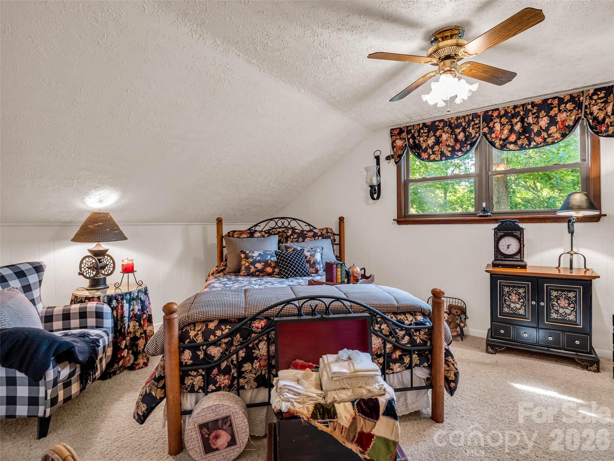 1208 Forest Lake Heights Drive — Nebo