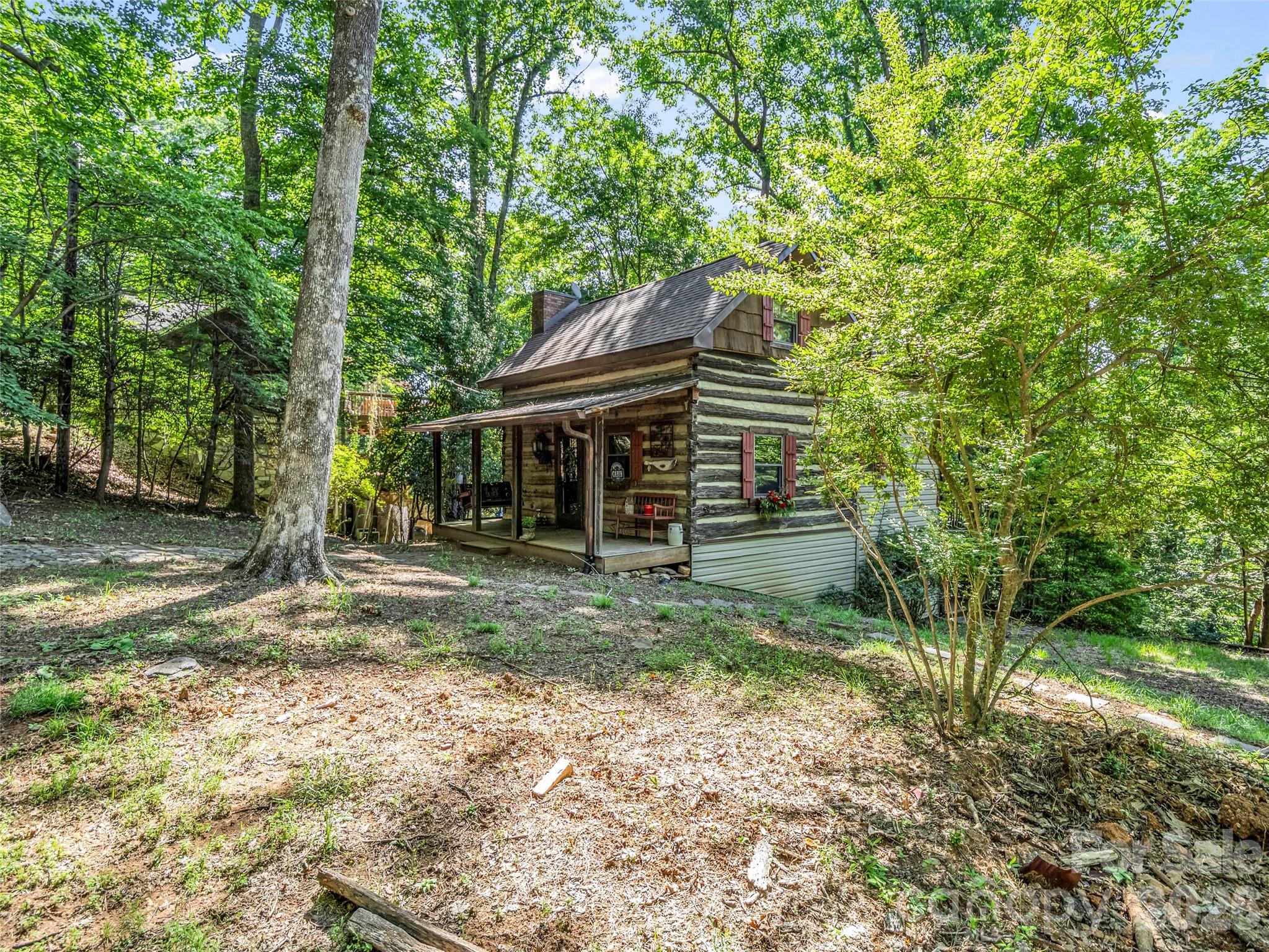 1208 Forest Lake Heights Drive — Nebo